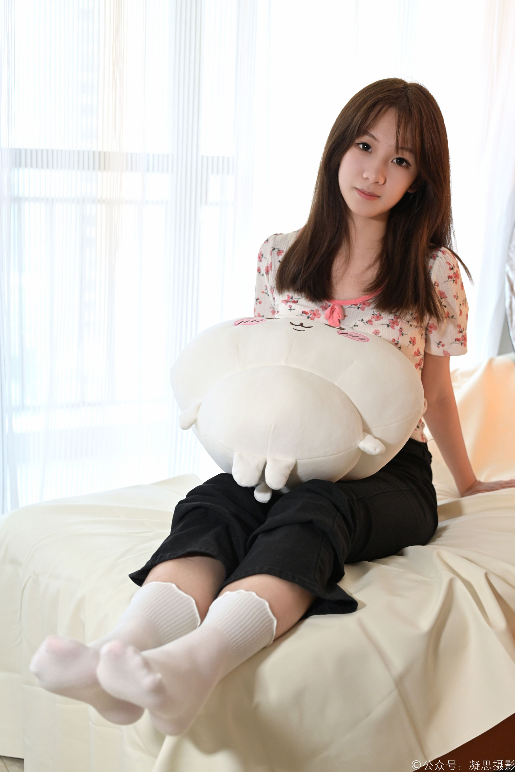 凝思摄影 No.013 铃铃 - T恤、短白袜、平底鞋/(139P)