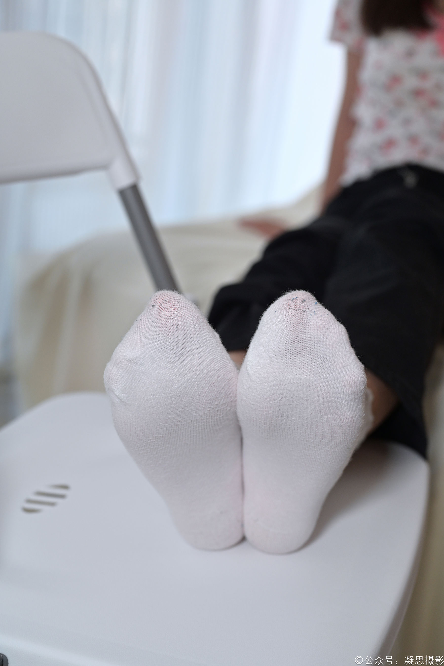 凝思摄影 No.013 铃铃 - T恤、短白袜、平底鞋/(139P)