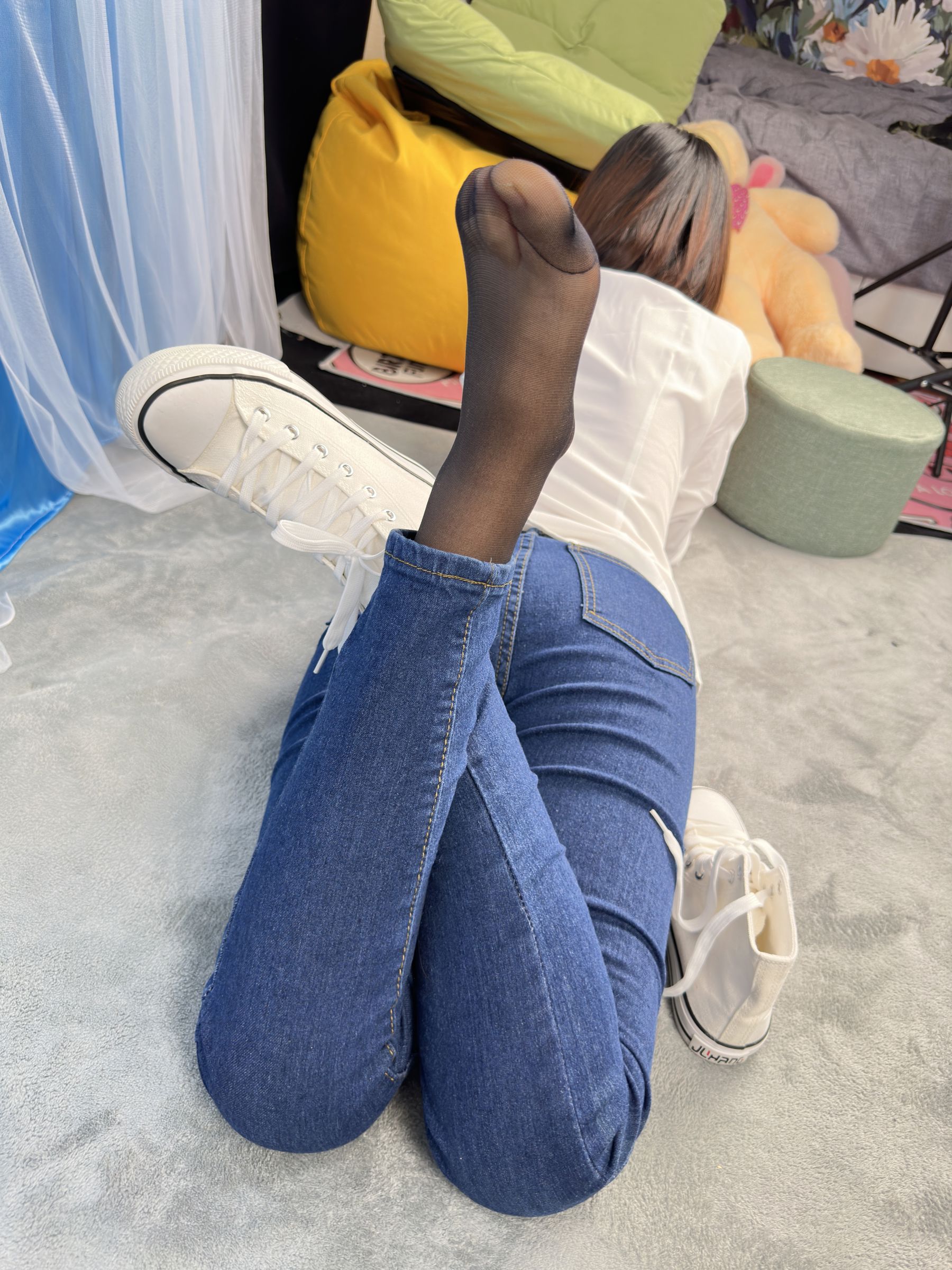 三禾摄影 No.024 牛仔裤里丝 帆布鞋 高跟/(201P)