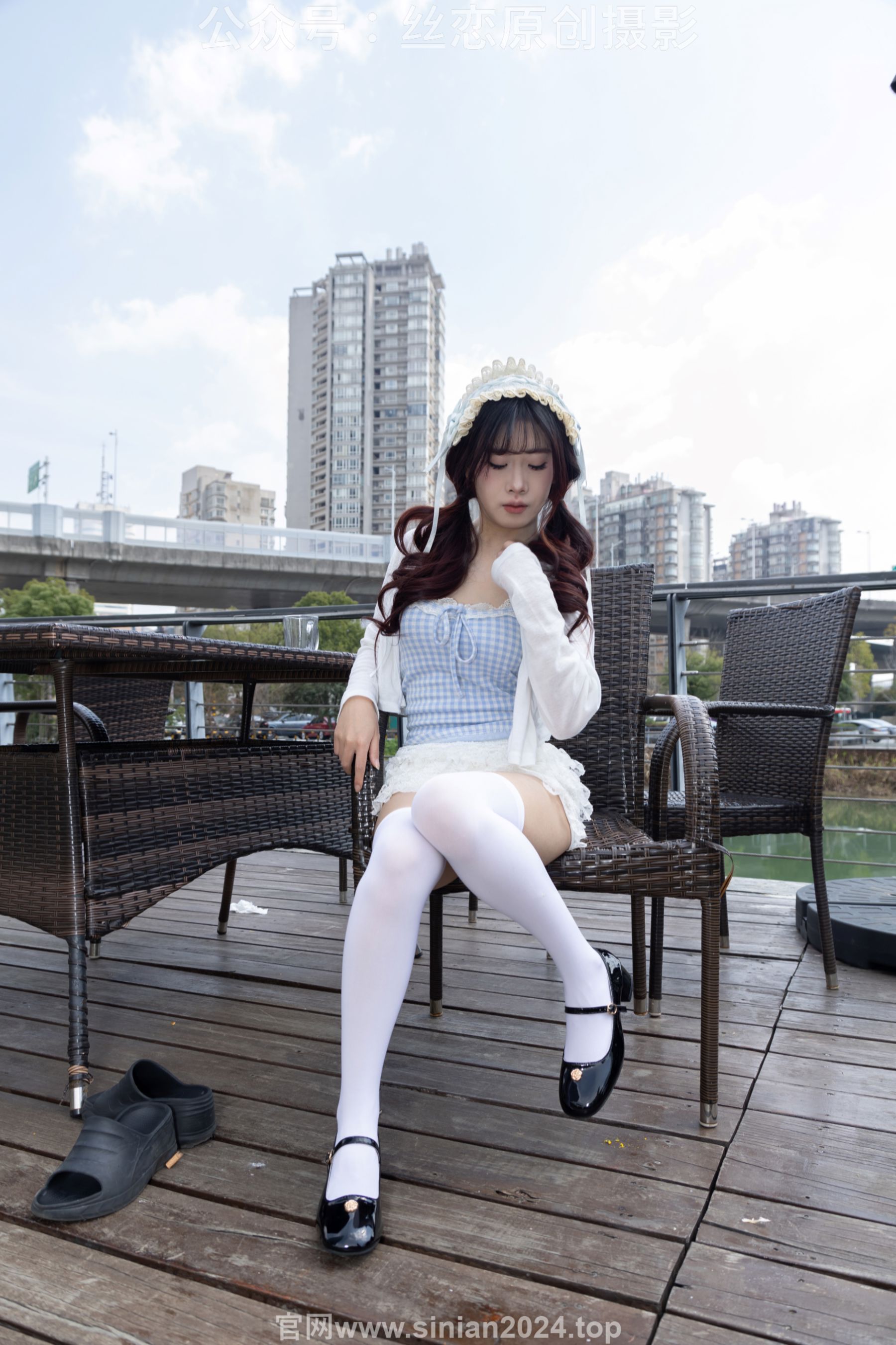 丝恋摄影 No.007 小梦 - 白色JK 超短裙 白色丝袜 黑色皮鞋/(285P)