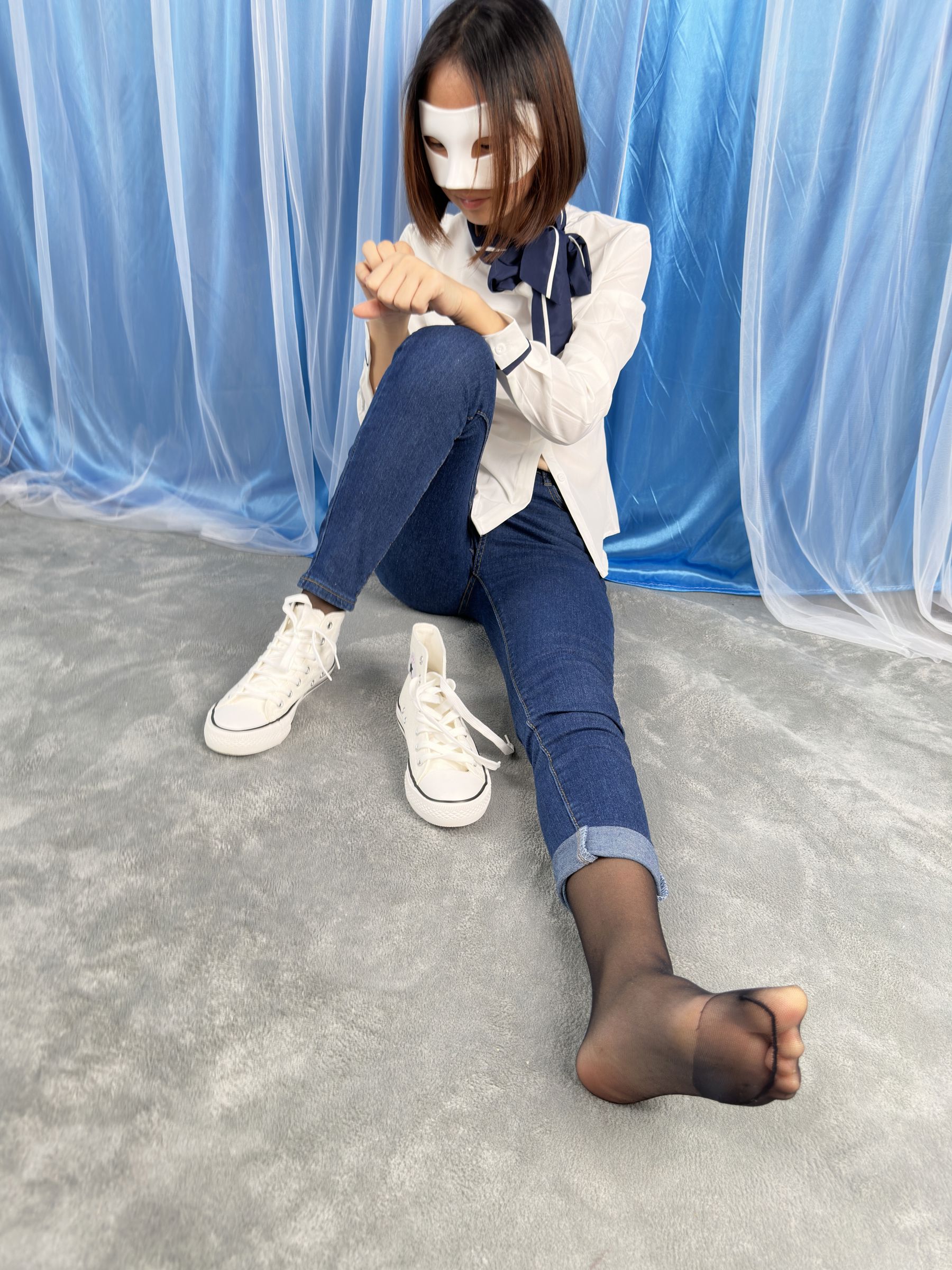 三禾摄影 No.024 牛仔裤里丝 帆布鞋 高跟/(201P)