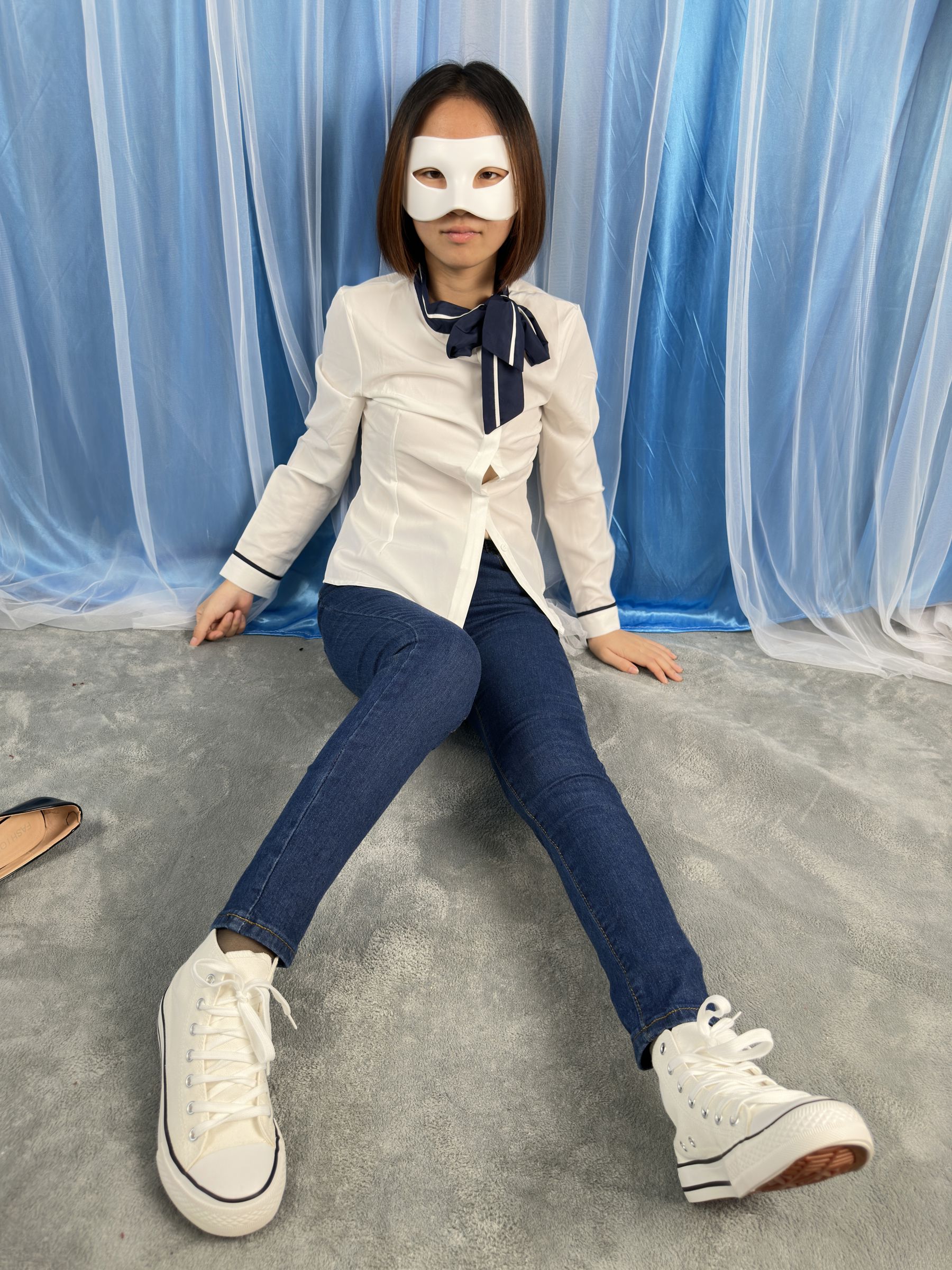 三禾摄影 No.024 牛仔裤里丝 帆布鞋 高跟/(201P)