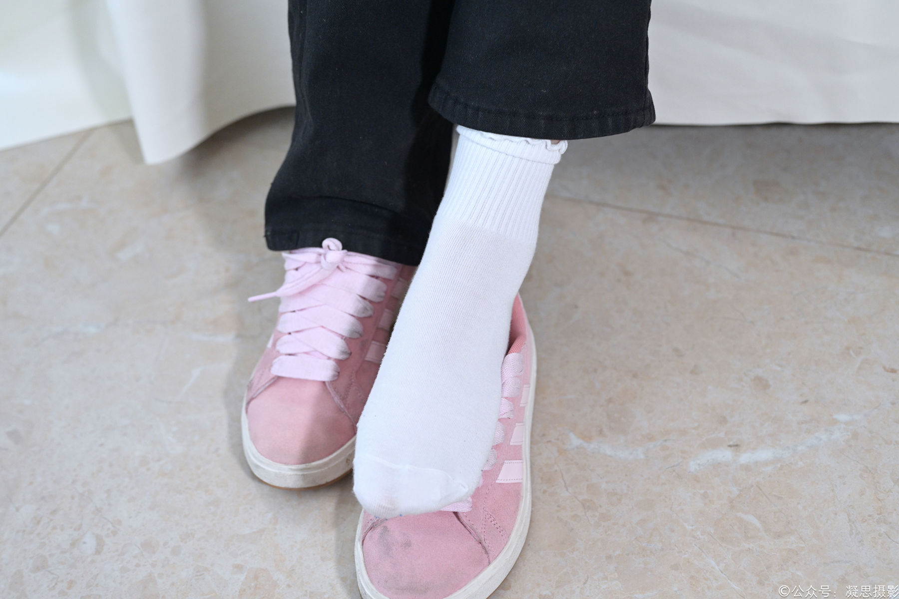 凝思摄影 No.013 铃铃 - T恤、短白袜、平底鞋/(139P)