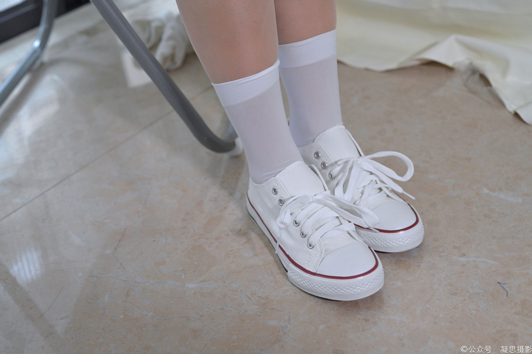 凝思摄影 No.009 琦琦 - 校服、短白丝、连裤肉丝、帆布鞋/(136P)