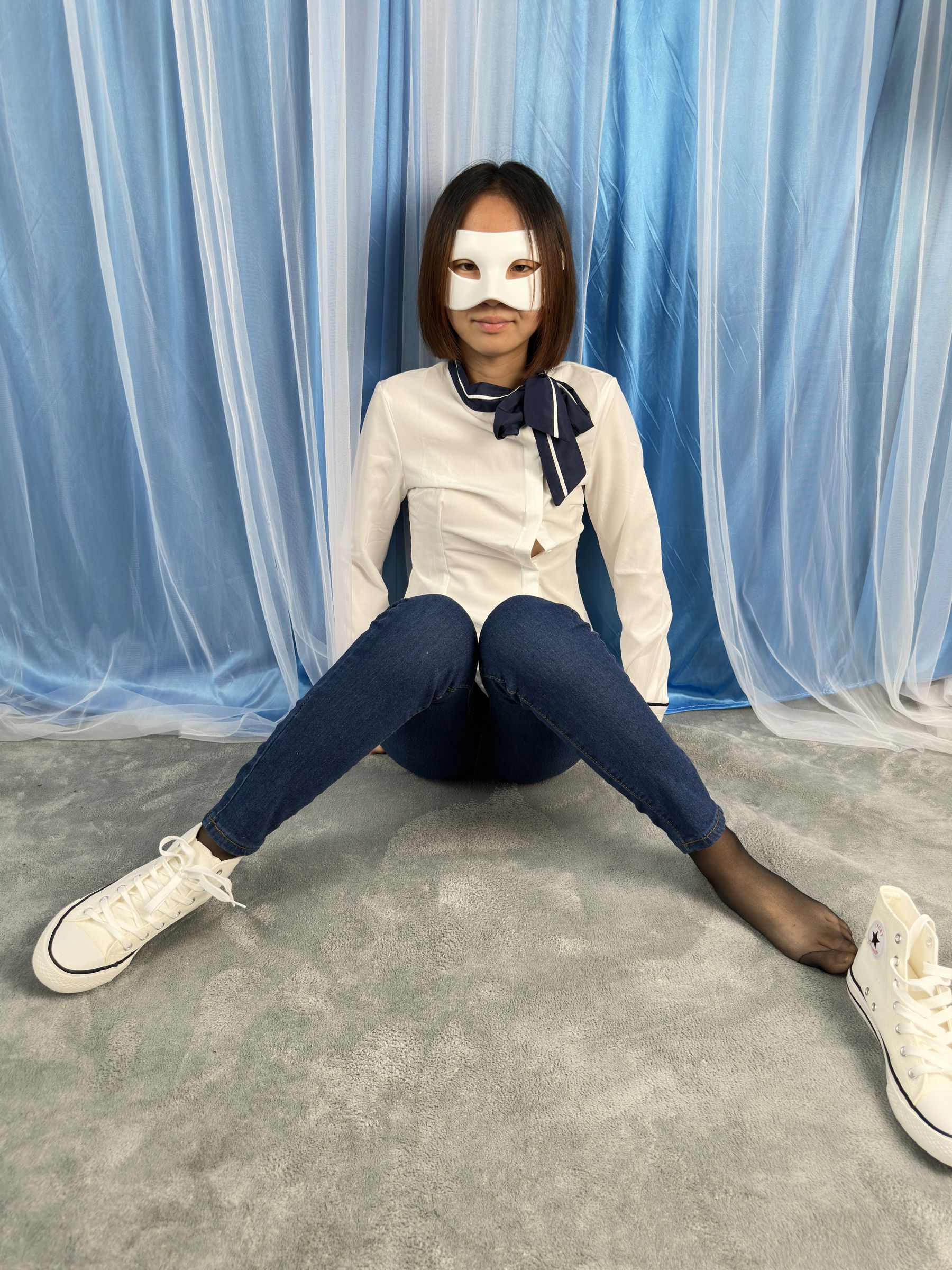 三禾摄影 No.024 牛仔裤里丝 帆布鞋 高跟/(201P)