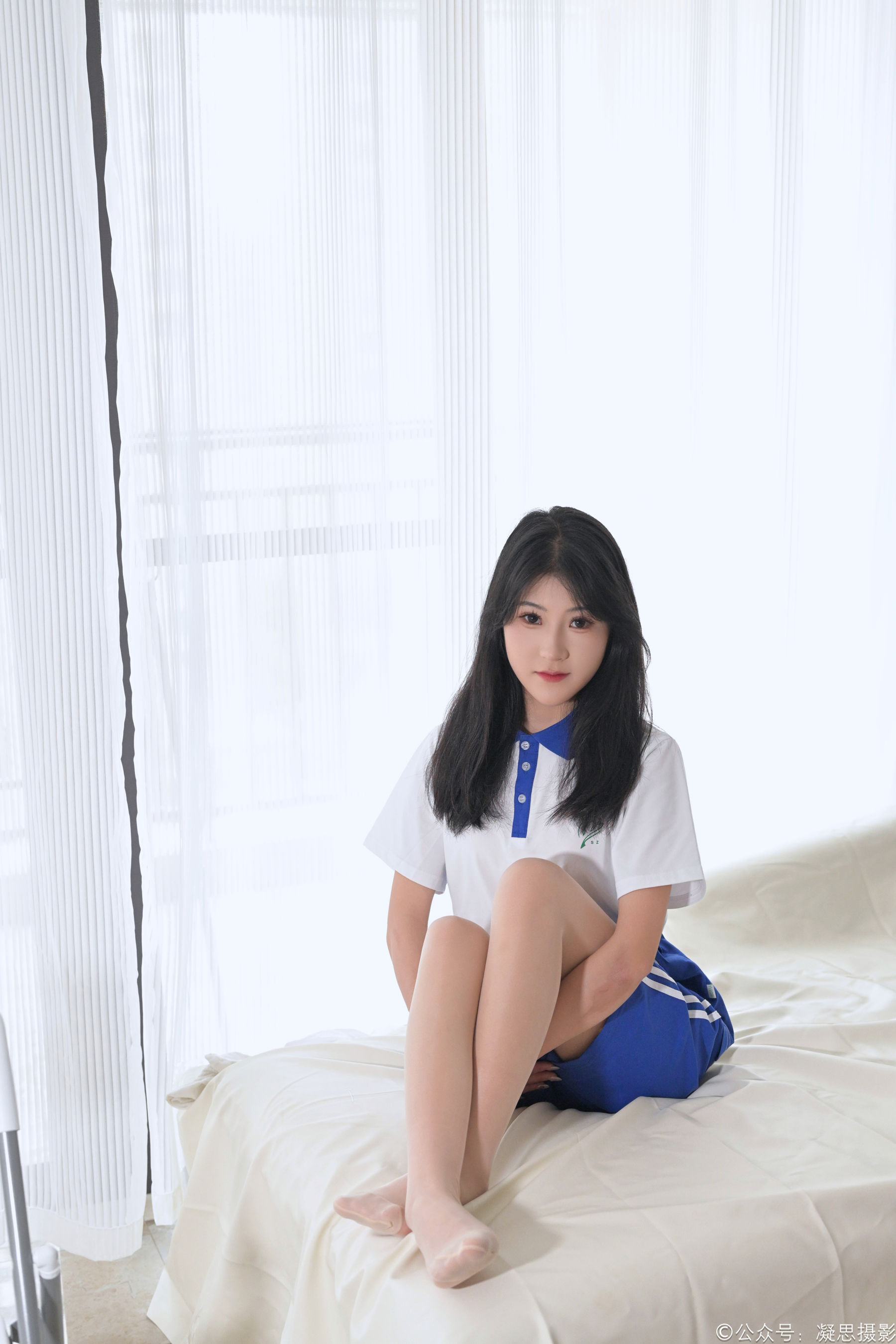 凝思摄影 No.009 琦琦 - 校服、短白丝、连裤肉丝、帆布鞋/(136P)
