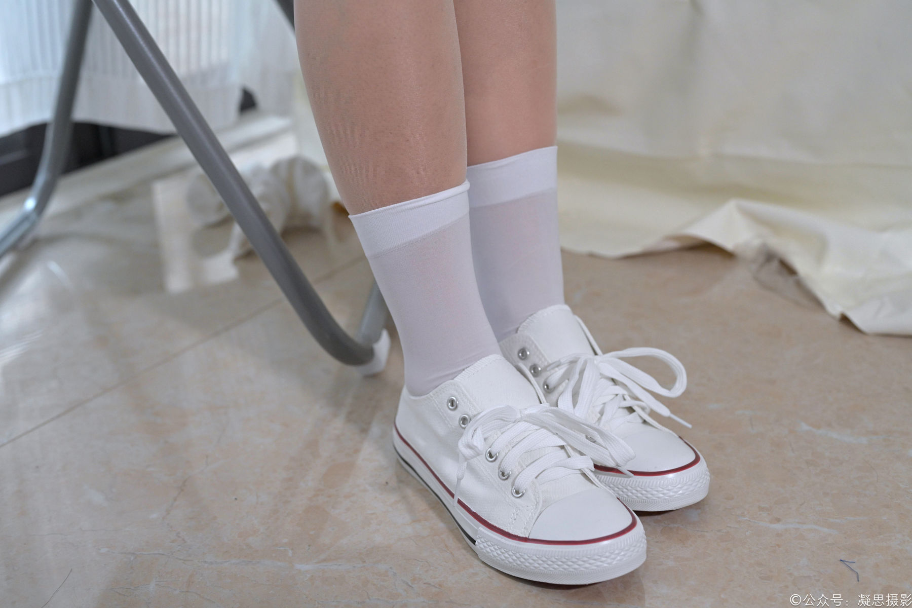 凝思摄影 No.009 琦琦 - 校服、短白丝、连裤肉丝、帆布鞋/(136P)