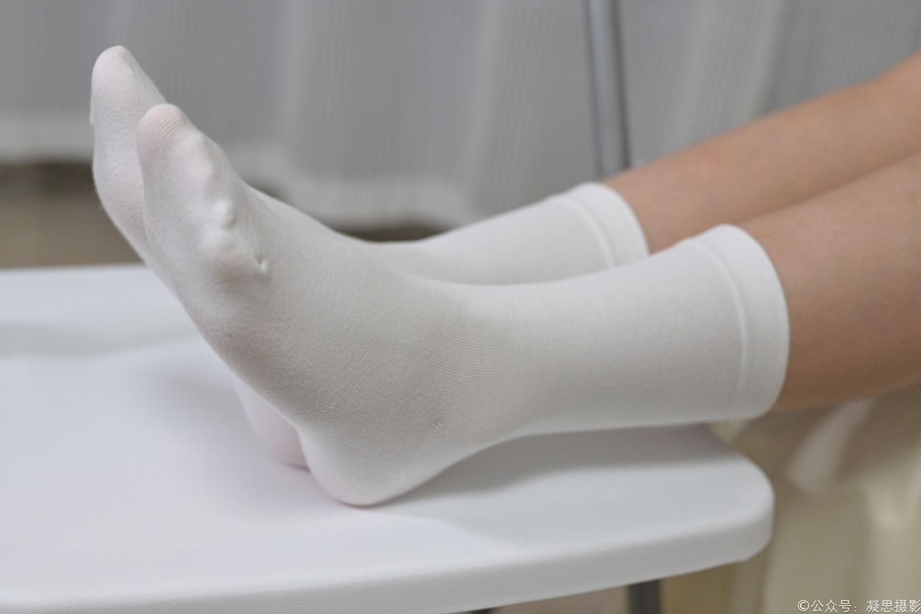 凝思摄影 No.008 铃铃 - 短裙、短白袜、小皮鞋/(158P)