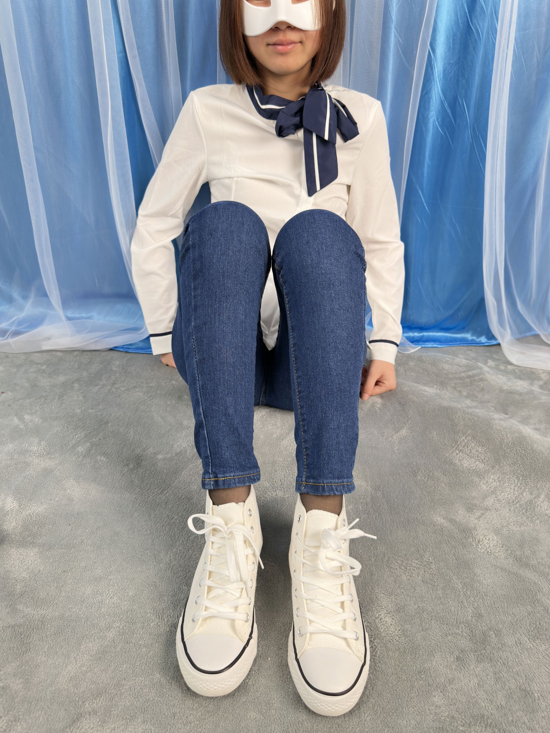 三禾摄影 No.024 牛仔裤里丝 帆布鞋 高跟/(201P)