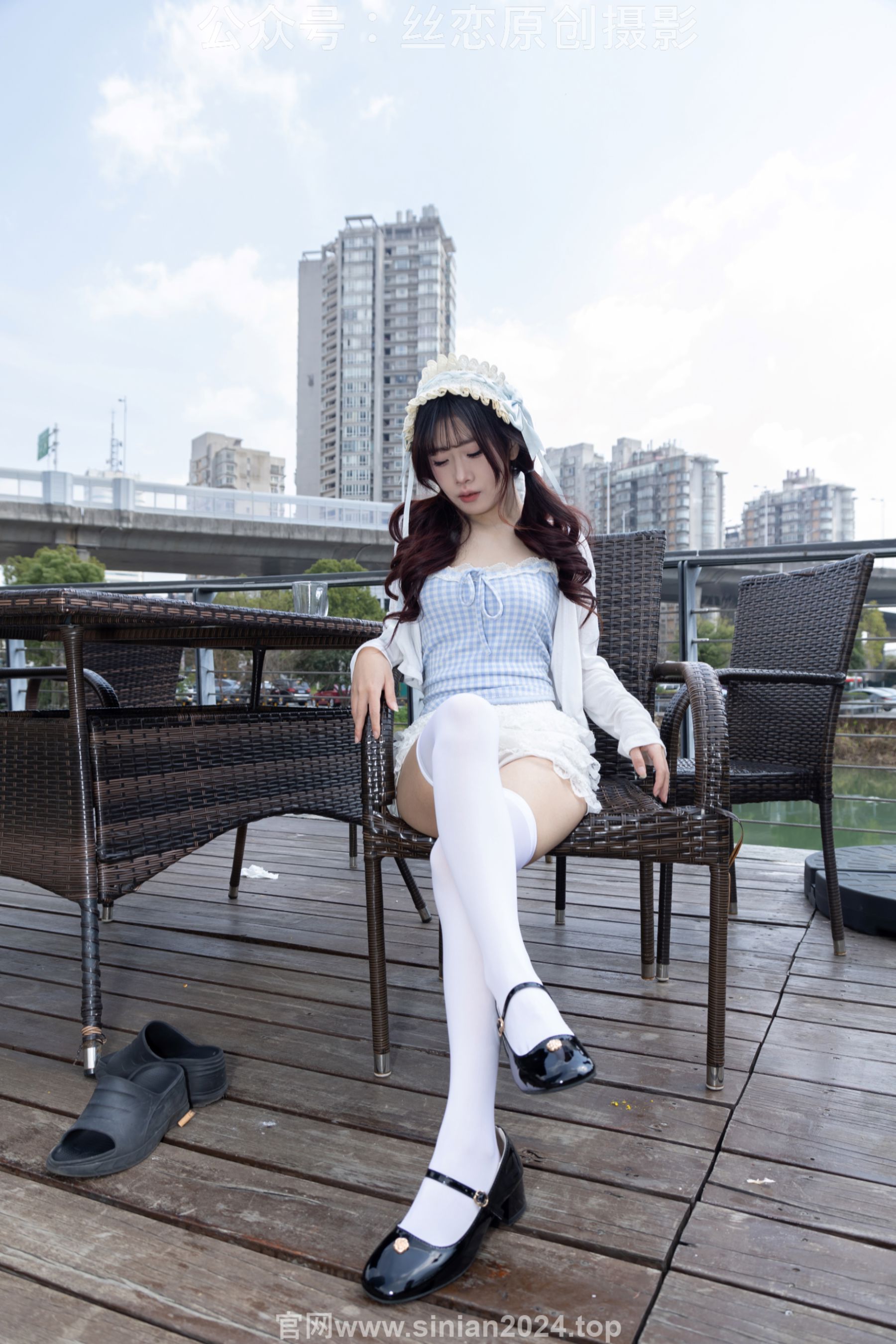 丝恋摄影 No.007 小梦 - 白色JK 超短裙 白色丝袜 黑色皮鞋/(285P)