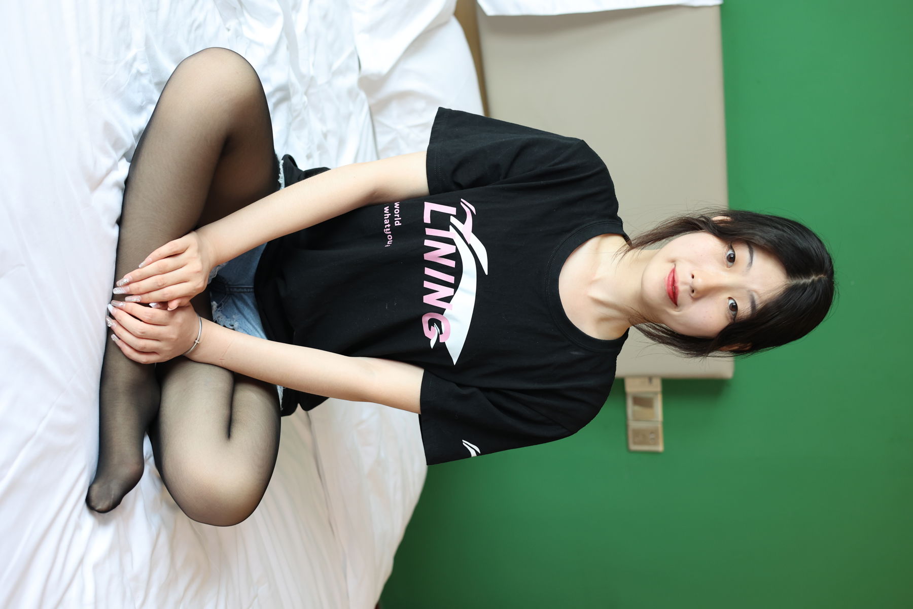 三禾摄影 No.017 牛仔短裤 黑丝 高跟/(251P)