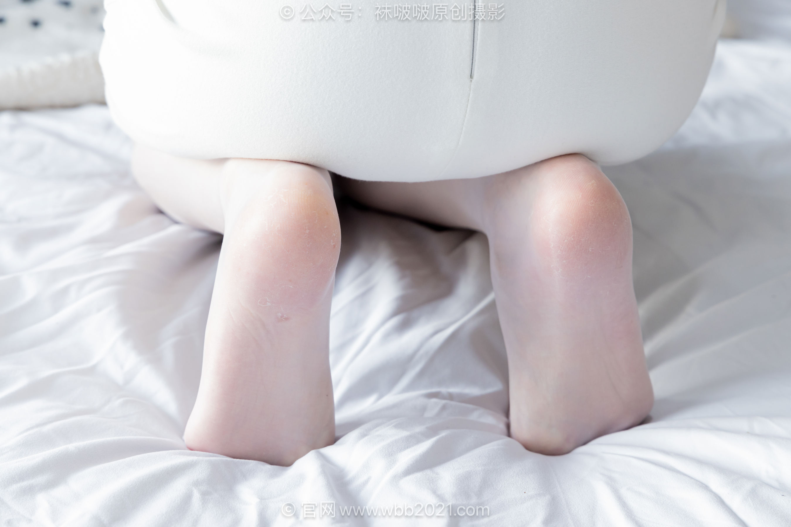 BoBoSocks袜啵啵 No.622 小甜豆 - 高跟鞋、油亮薄白丝、裸足、ol制服/(170P)