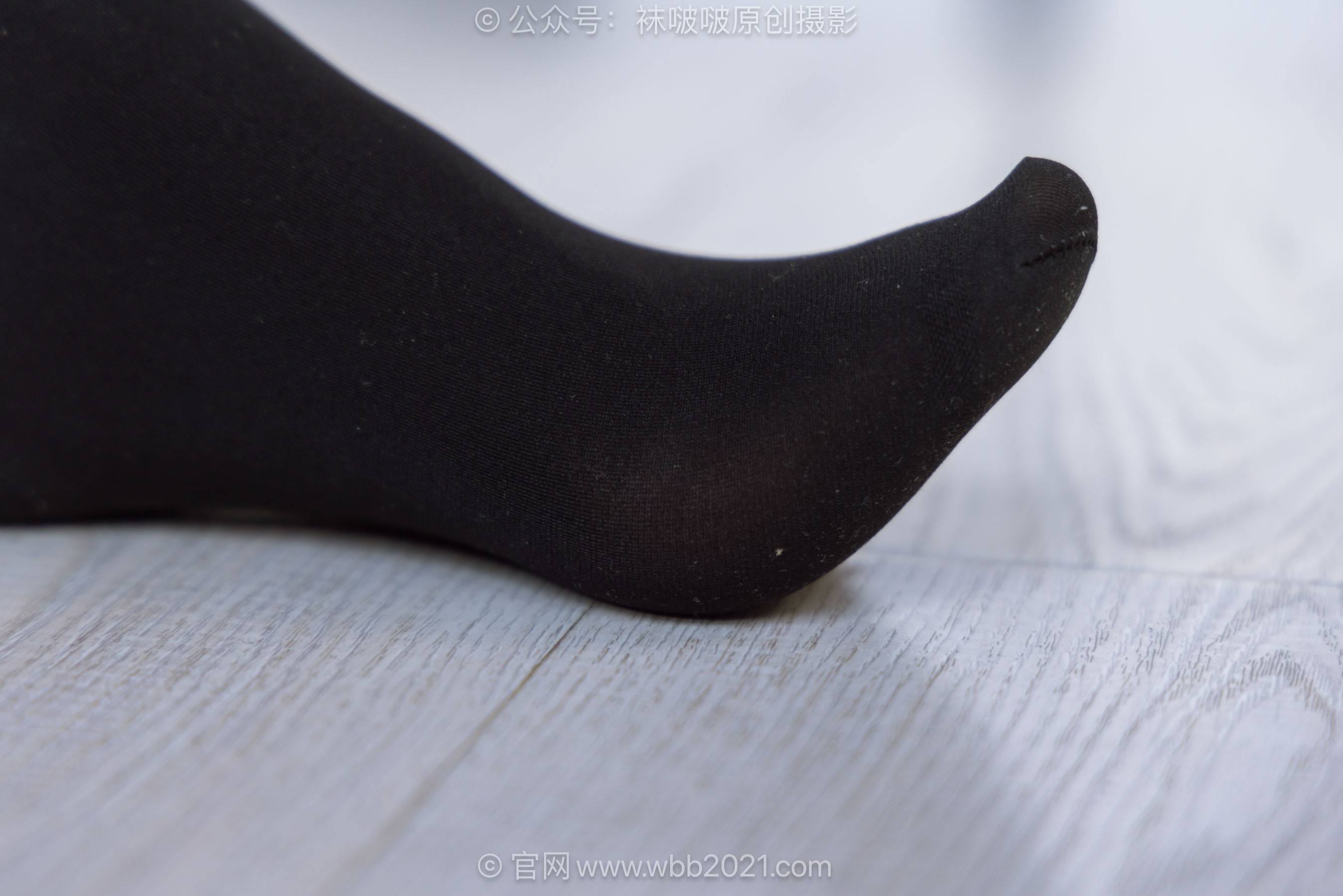 BoBoSocks袜啵啵 No.620 小甜豆 - 高跟鞋、厚黑丝、银行制服/(140P)