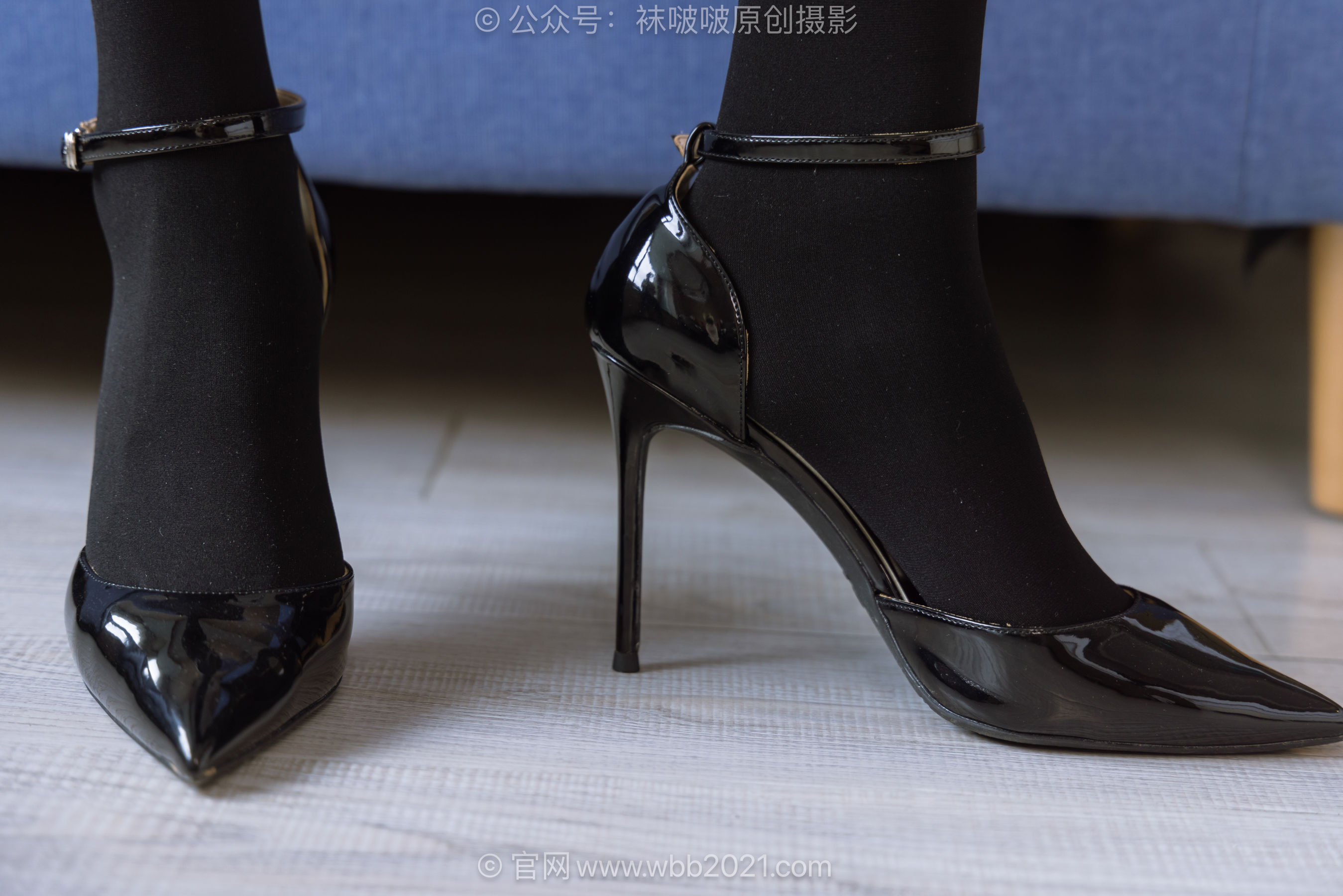 BoBoSocks袜啵啵 No.620 小甜豆 - 高跟鞋、厚黑丝、银行制服/(140P)