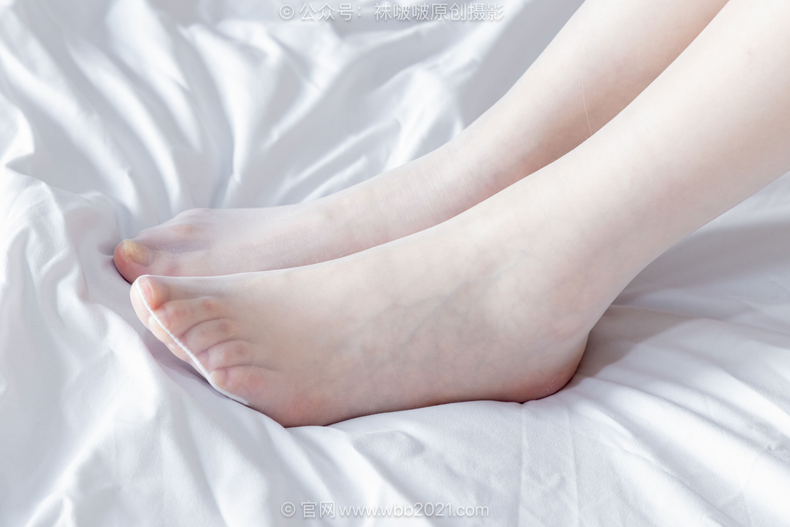 BoBoSocks袜啵啵 No.622 小甜豆 - 高跟鞋、油亮薄白丝、裸足、ol制服/(170P)