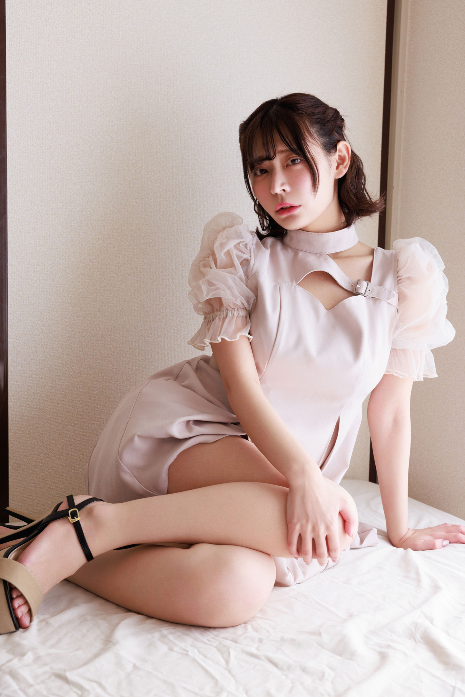 小日向結衣 - 見えても、いいかな。/(88P)