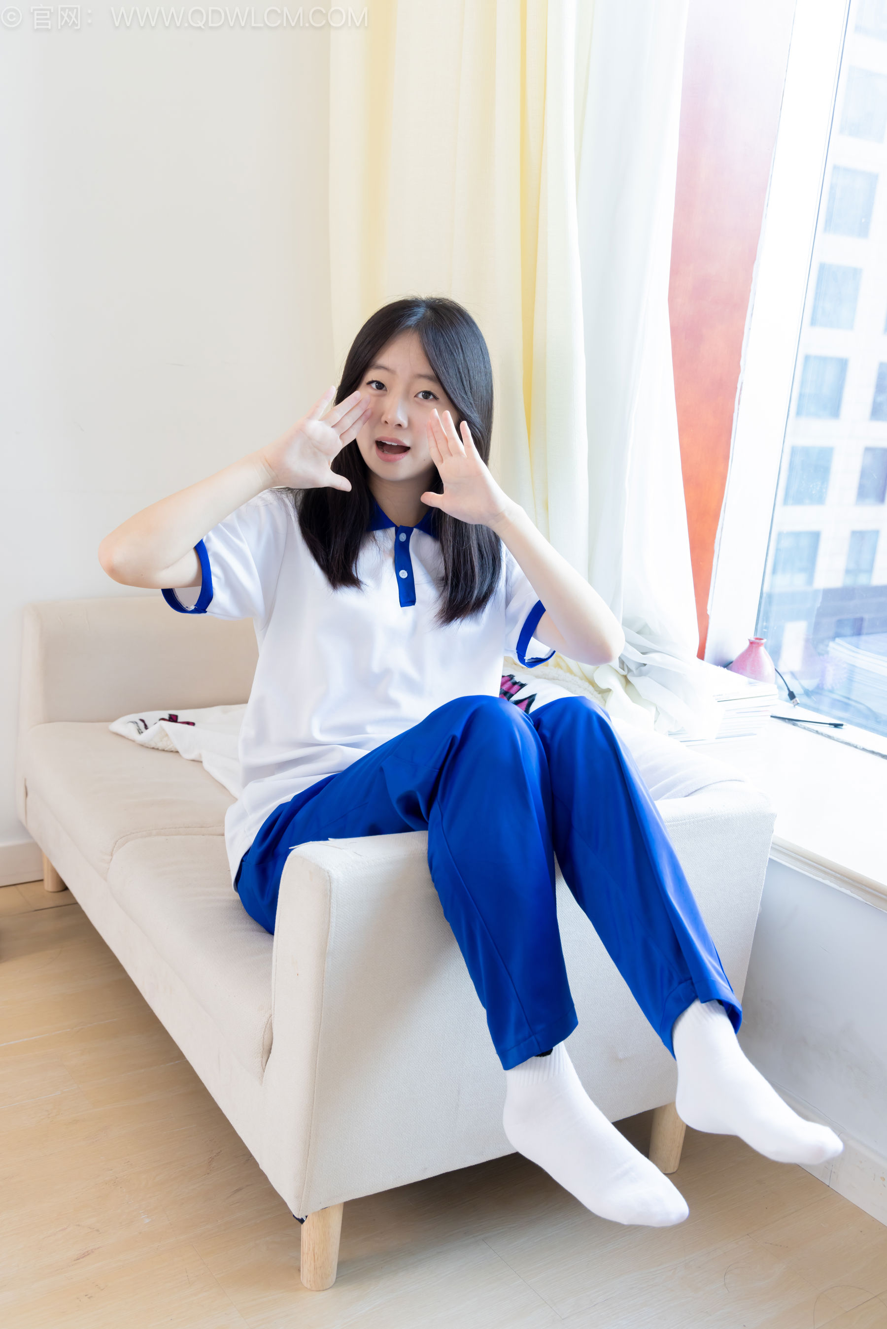 物恋传媒 No.2576 萌萌 - 板鞋、白棉袜、裸足、校服/(153P)