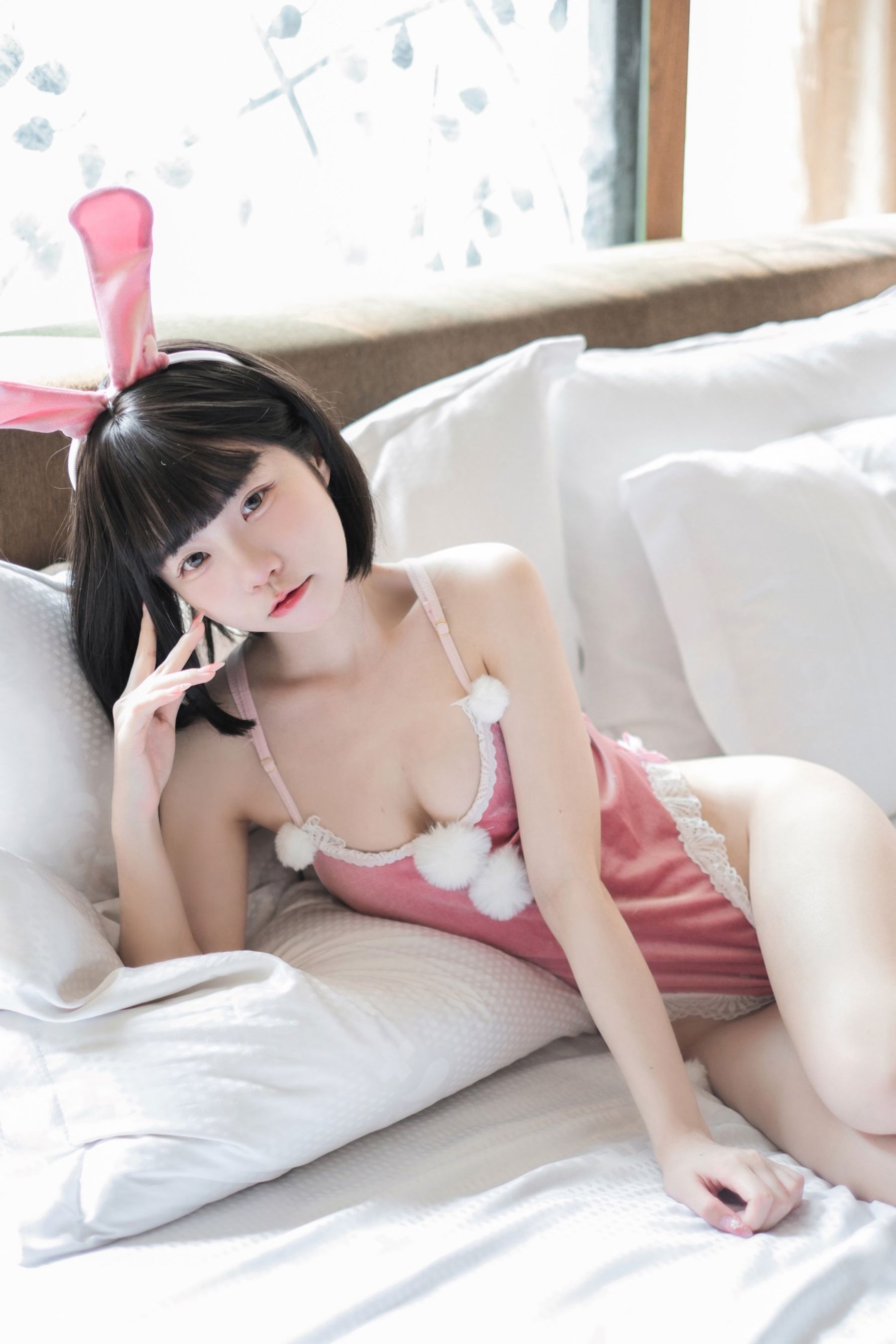可可小白兔 - 純慾兔女郎&濕身死庫水/(78P)
