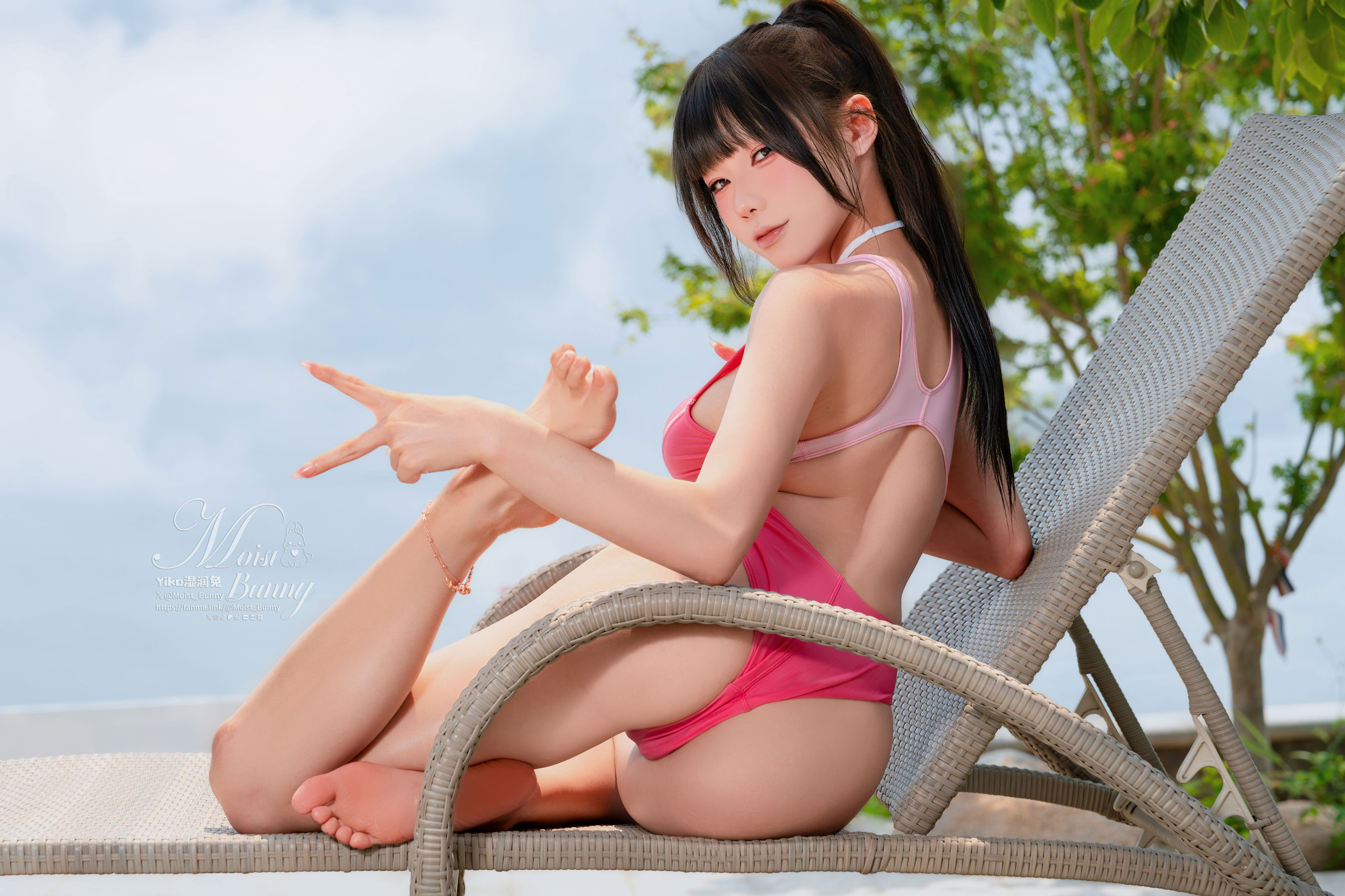 咬一口兔娘 - 2025泳装限定作 水泳部前辈/(94P)