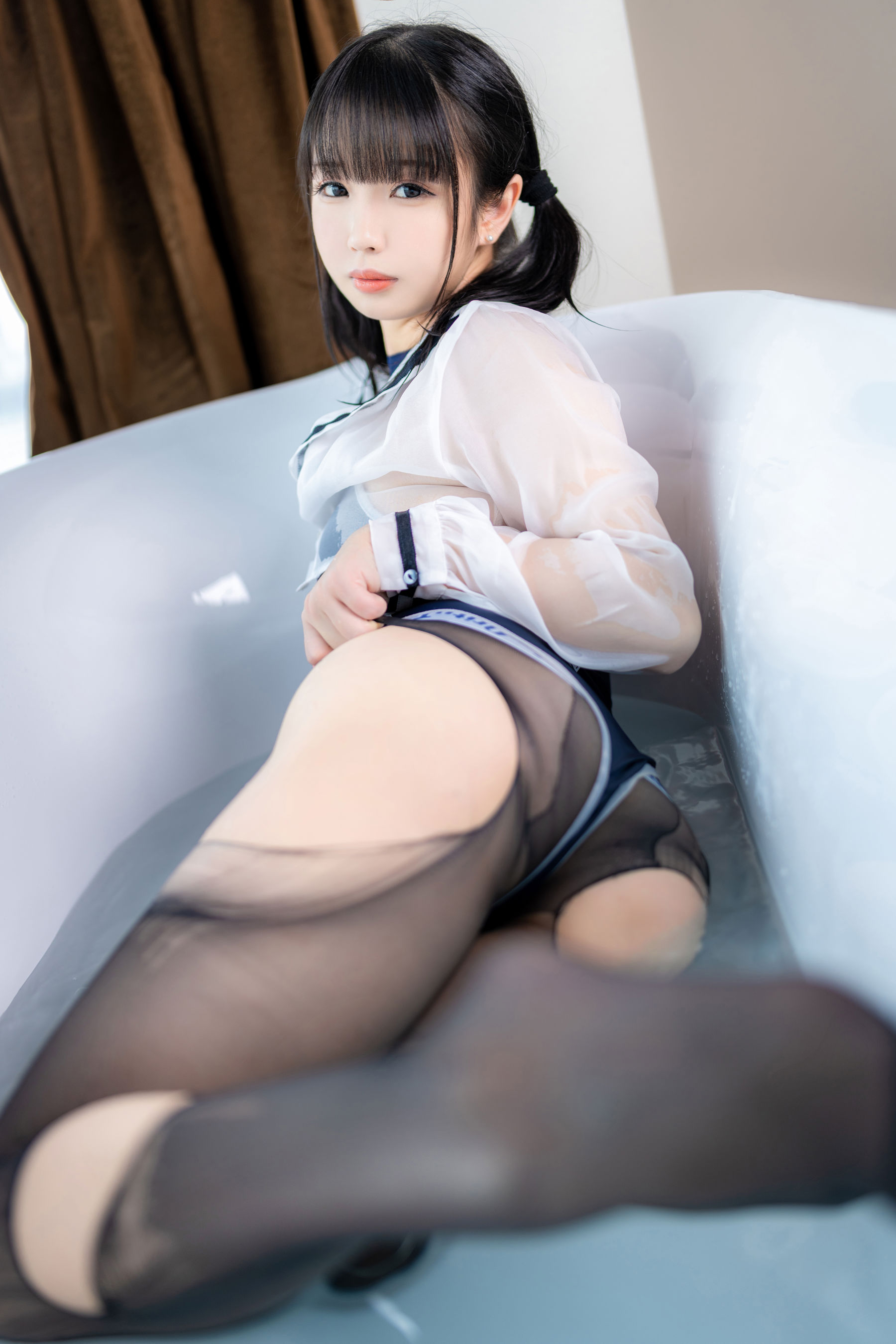十万珍吱伏特 福利 - 浴缸 碧波/(68P)