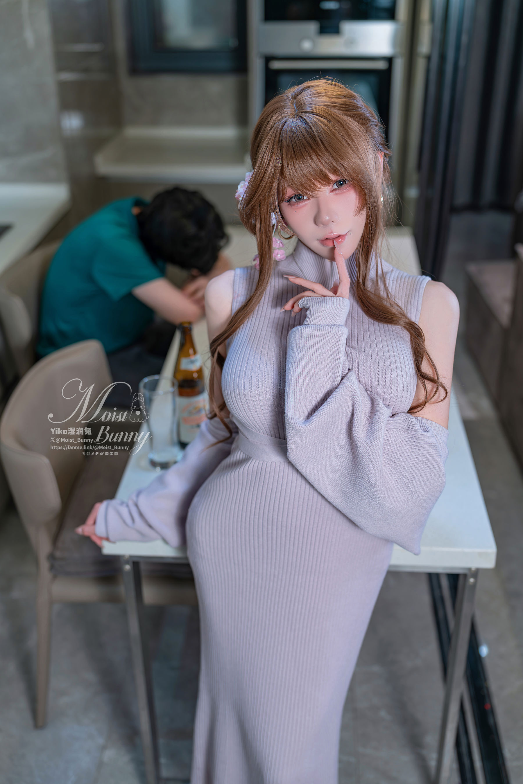 咬一口兔娘 - 在丈夫身边/(86P)