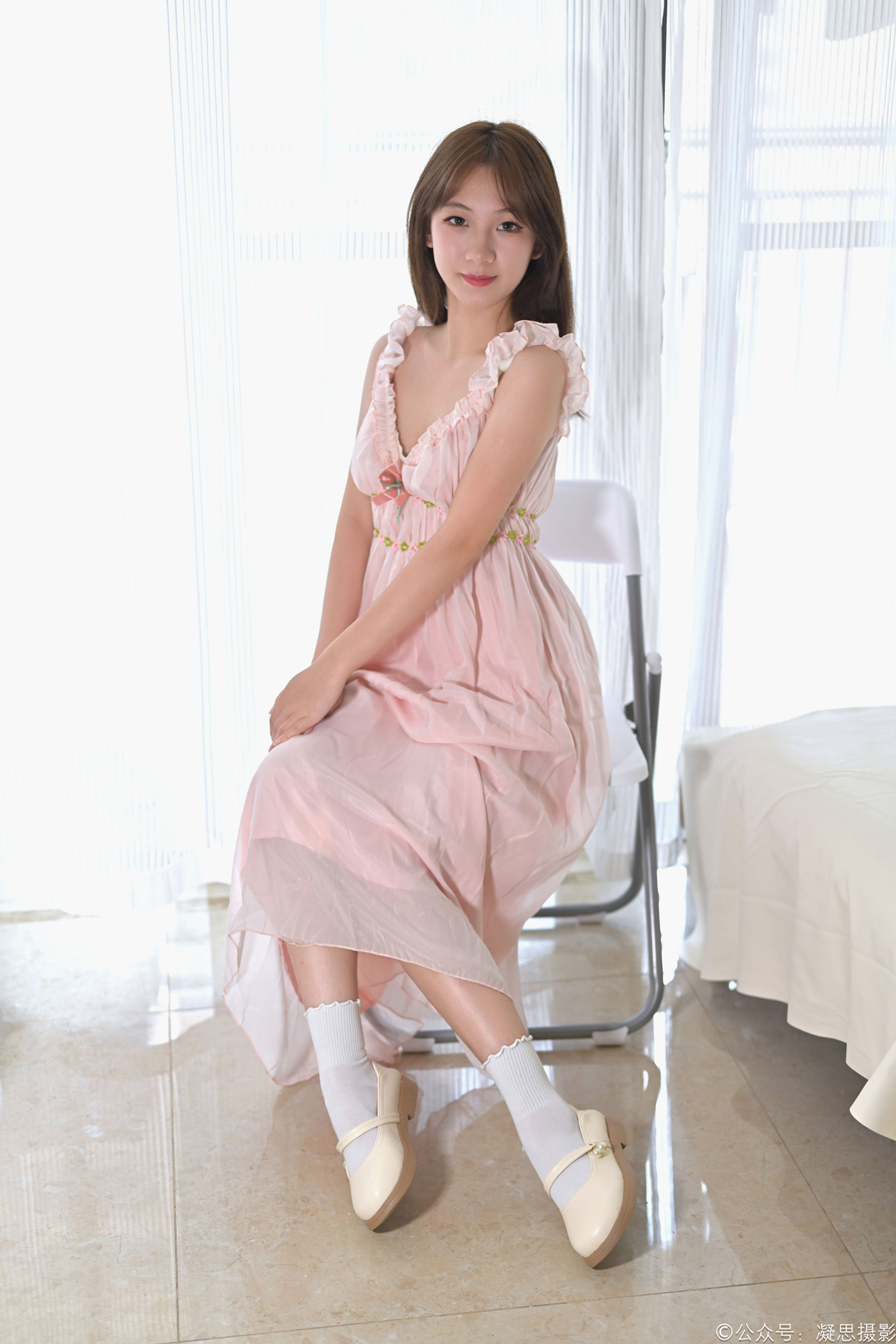 凝思摄影 No.039 铃铃 - 连衣裙、短白袜、玛丽珍/(150P)