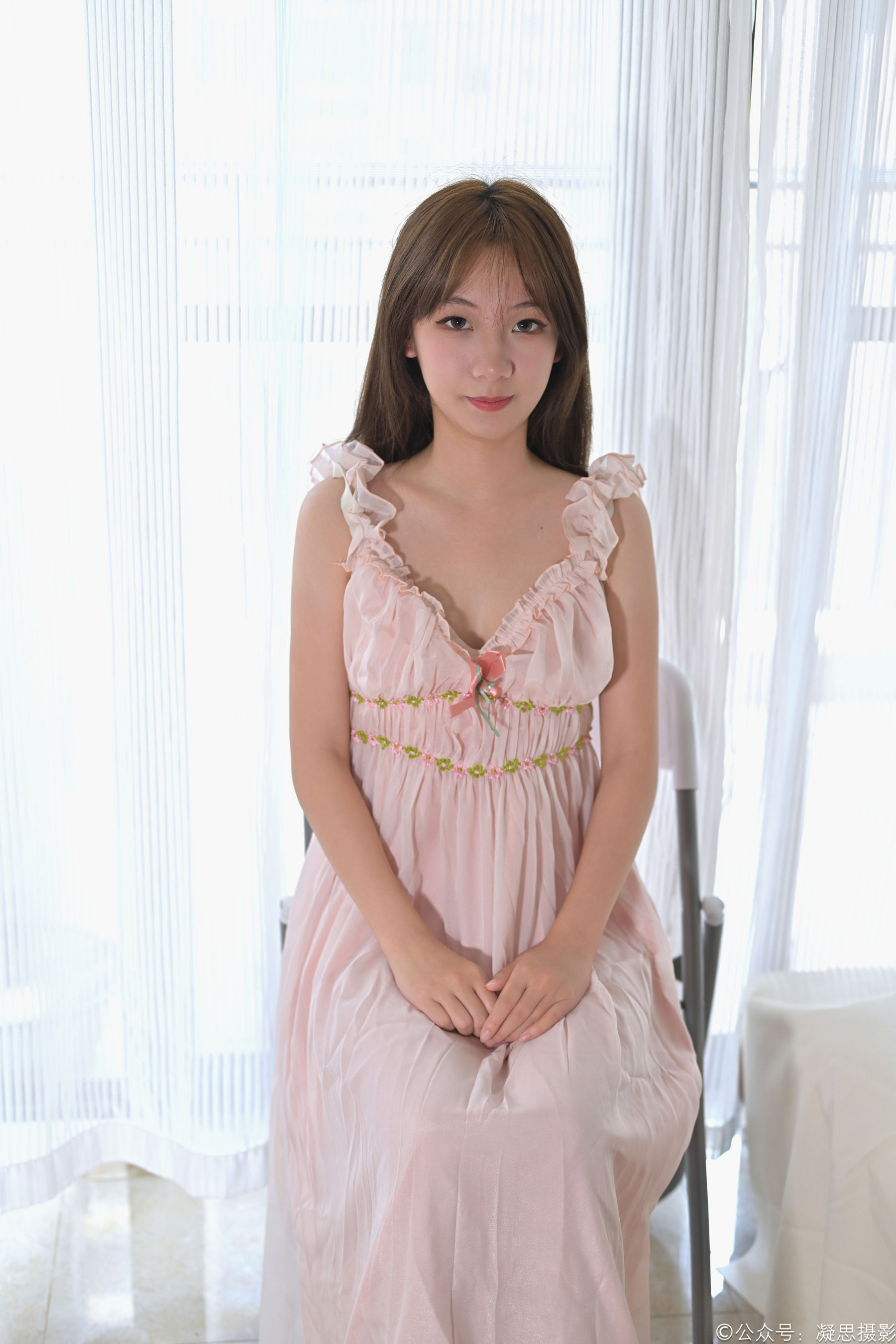 凝思摄影 No.039 铃铃 - 连衣裙、短白袜、玛丽珍/(150P)