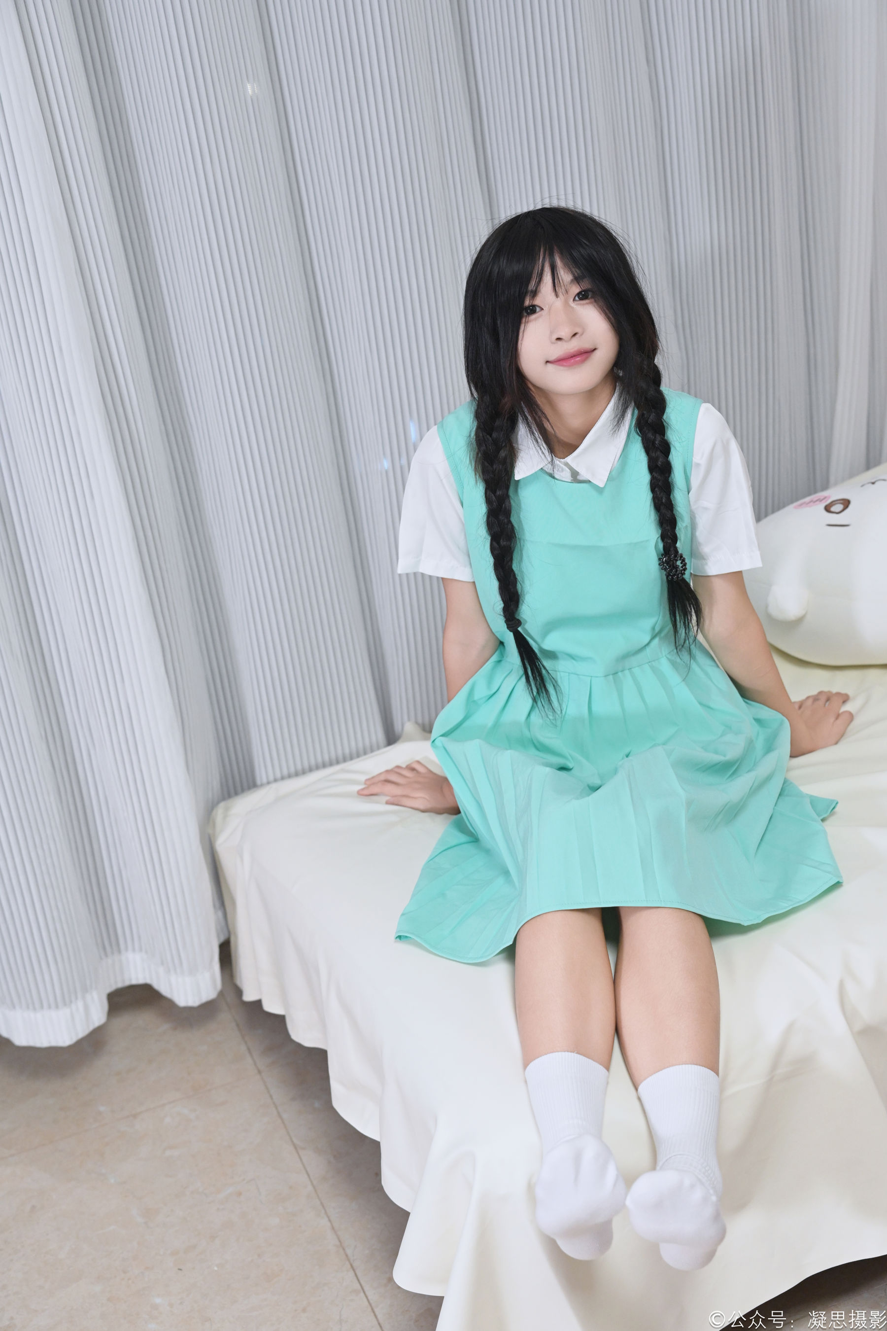 凝思摄影 No.050 沅沅 - 连衣裙、短白袜、小皮鞋/(145P)