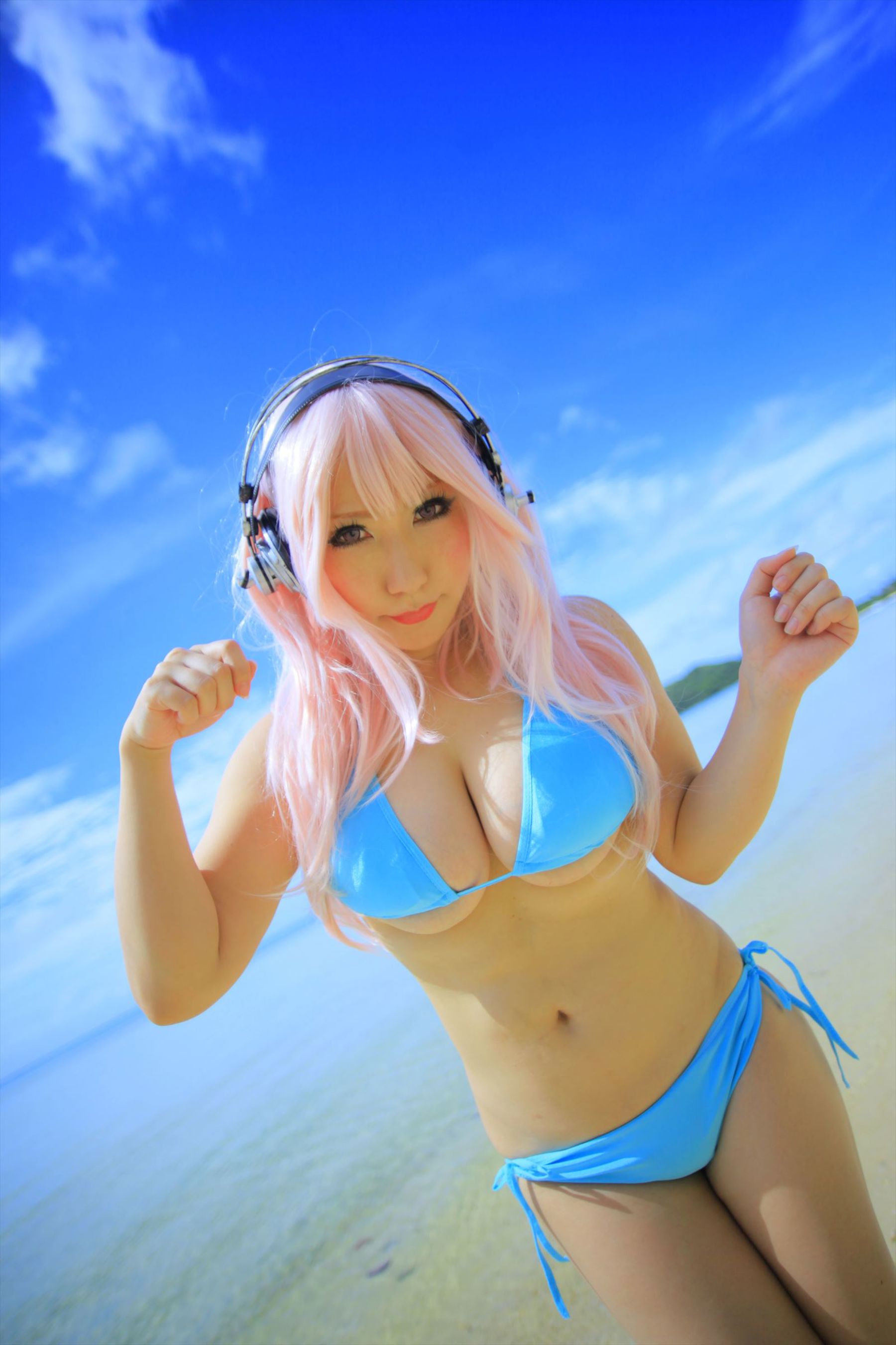 (Cosplay) [Shooting Star's (SAKU サク)] - Saxony Super Search Amiko bikini/(31P)