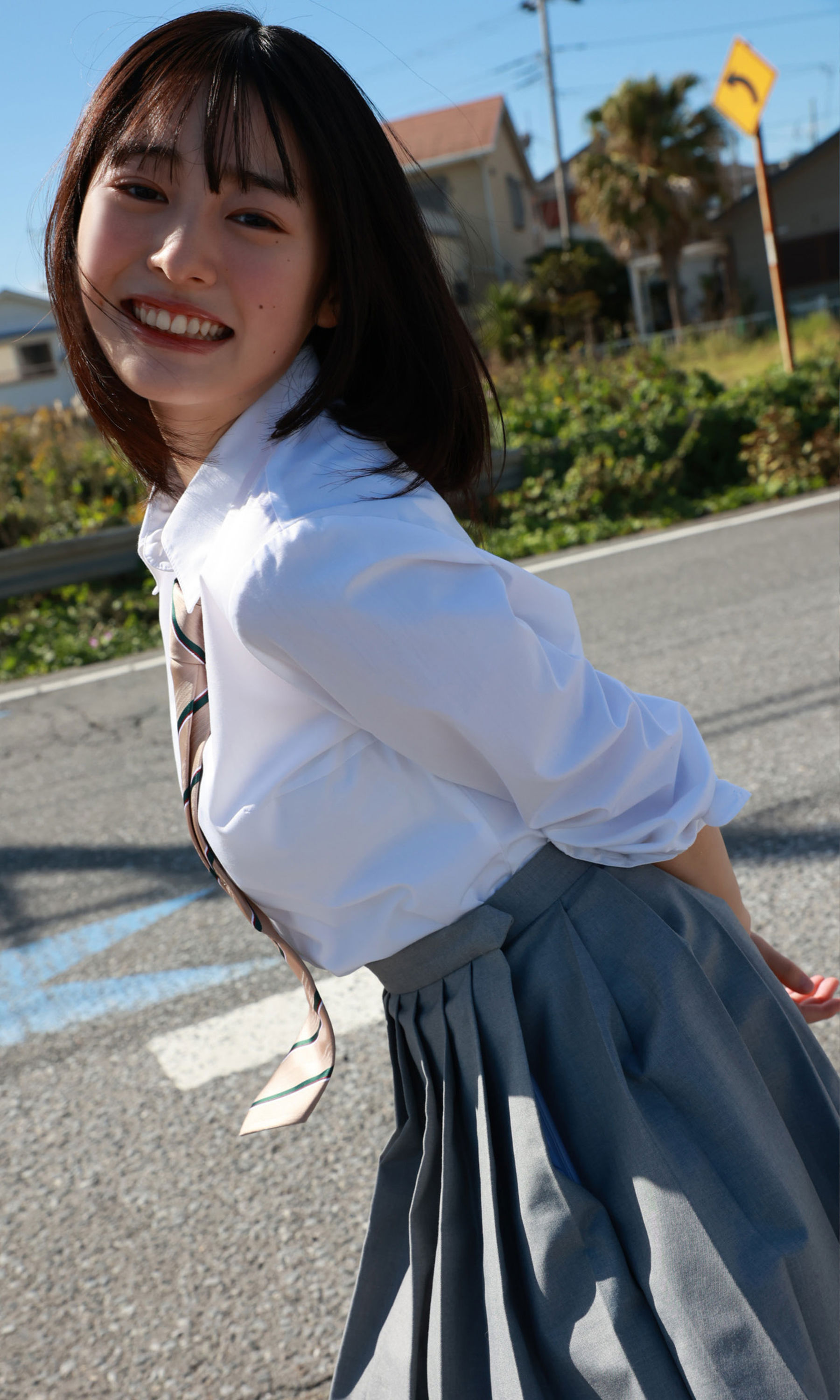 白濱美兎 - なぁぜなぁぜ？/(84P)