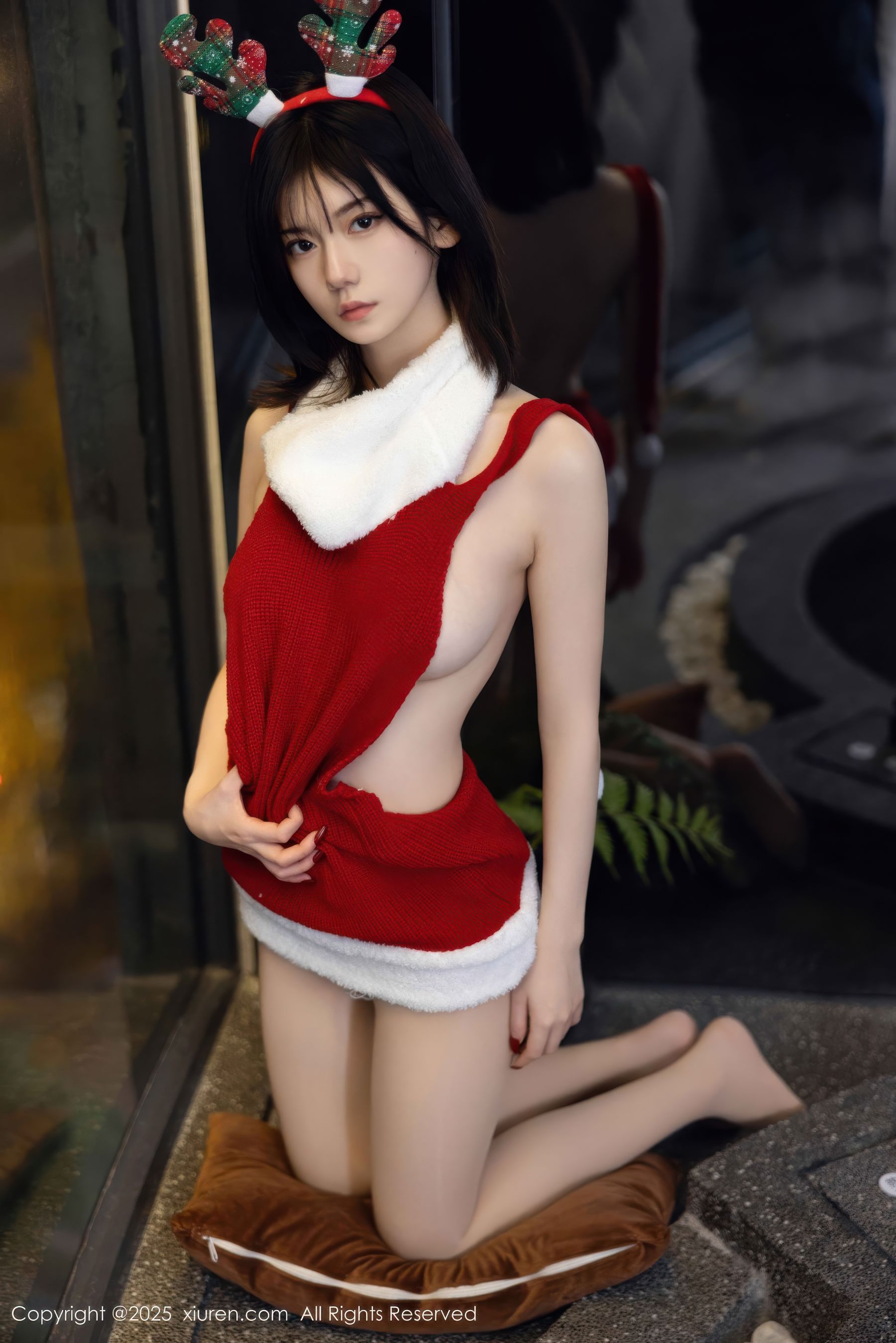 [秀人XiuRen] 2025.12.25 No.11158 凌七七/(86P)