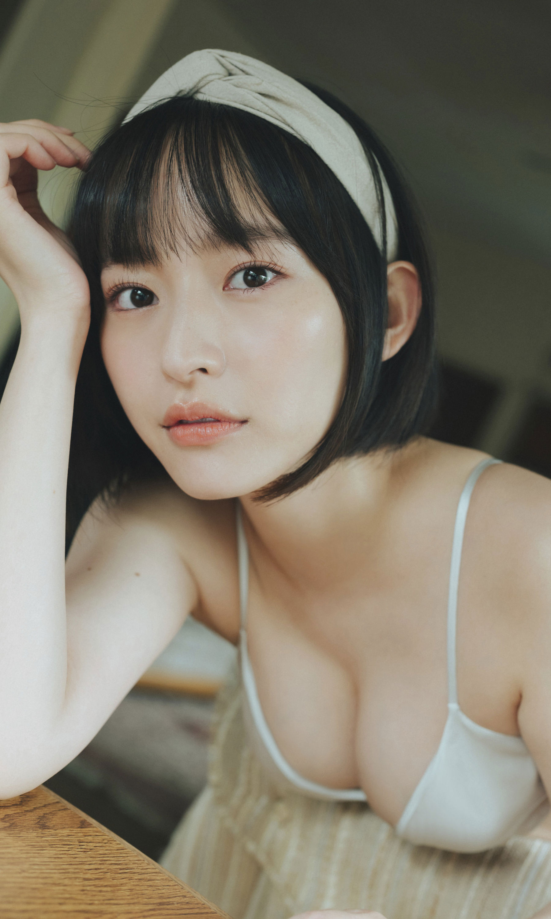 高崎かなみ - 明日も明後日も/(62P)