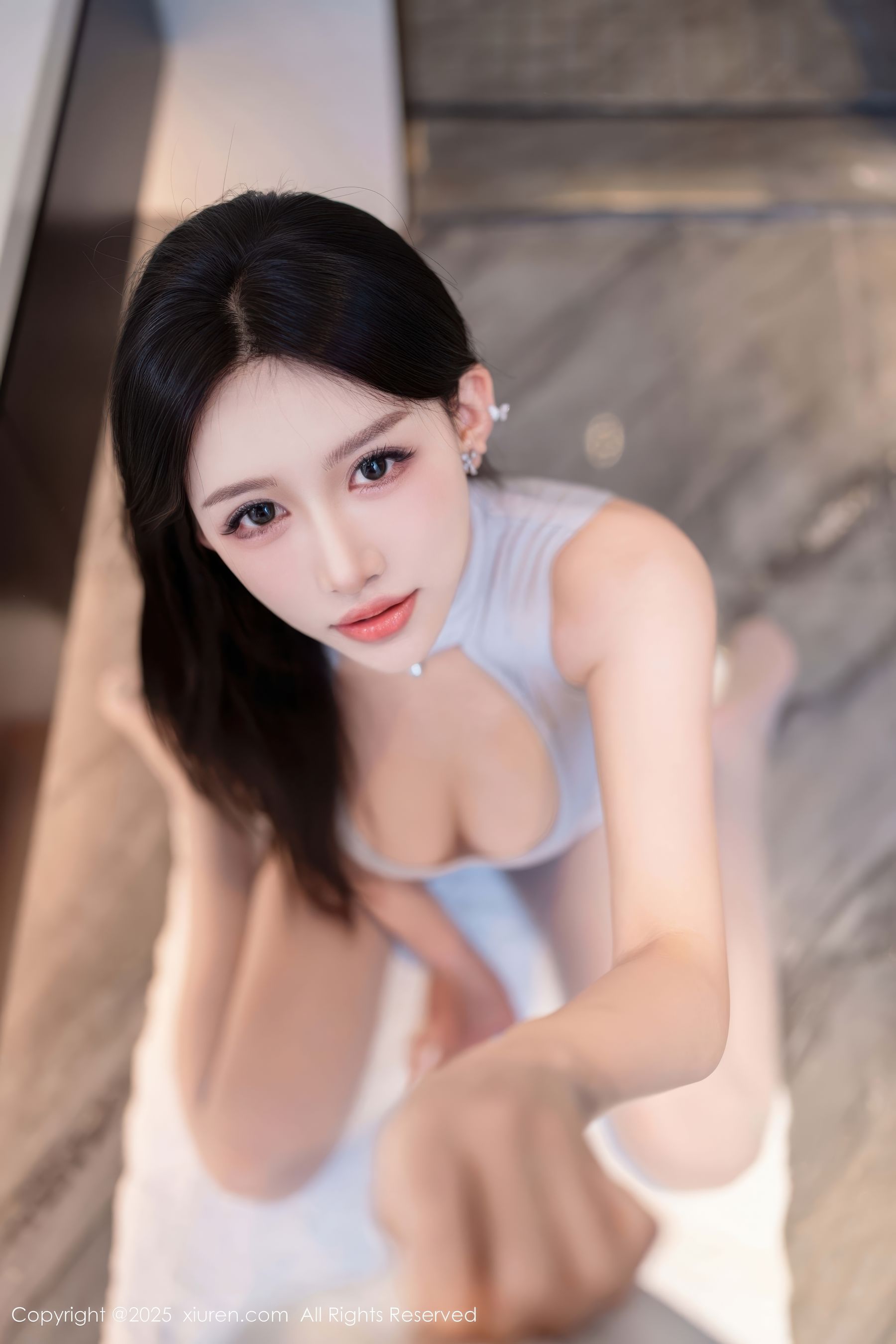 [秀人XiuRen] 2025.12.30 No.11174 shelly诗莉/(75P)