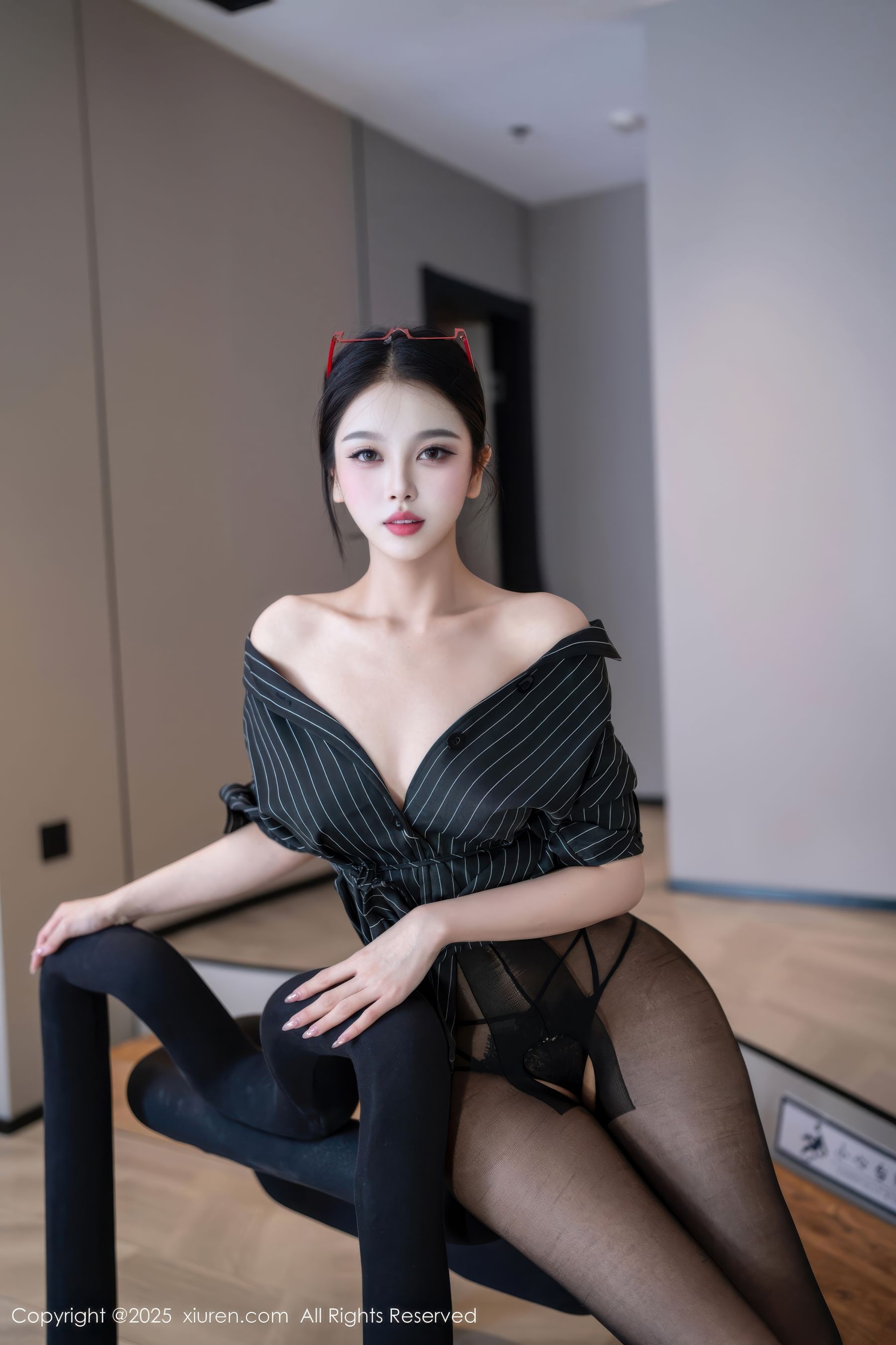[秀人XiuRen] 2025.12.26 No.11160 诺诺子/(76P)