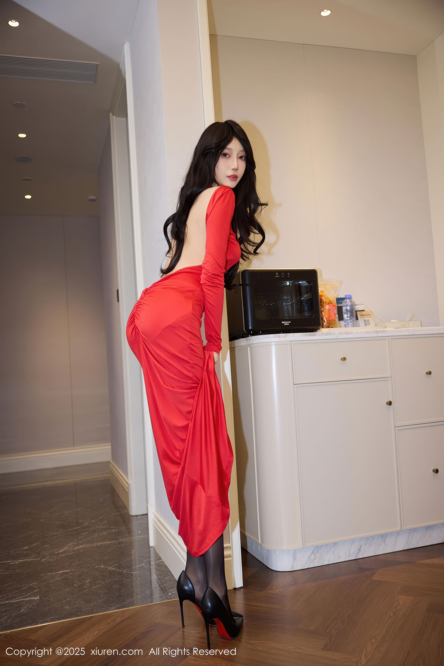 [秀人XiuRen] 2025.12.29 No.11169 玥儿玥er/(71P)