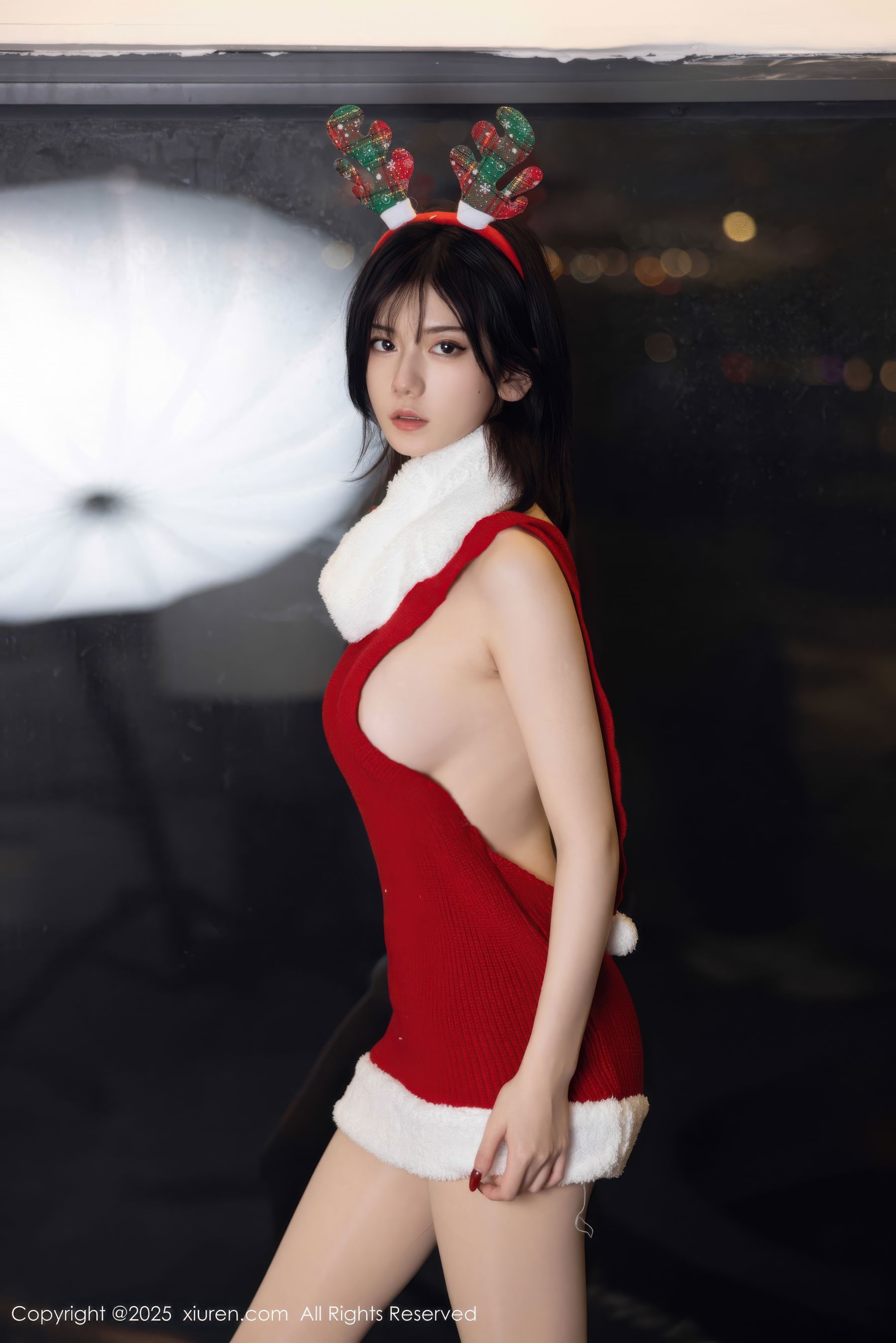 [秀人XiuRen] 2025.12.25 No.11158 凌七七/(86P)