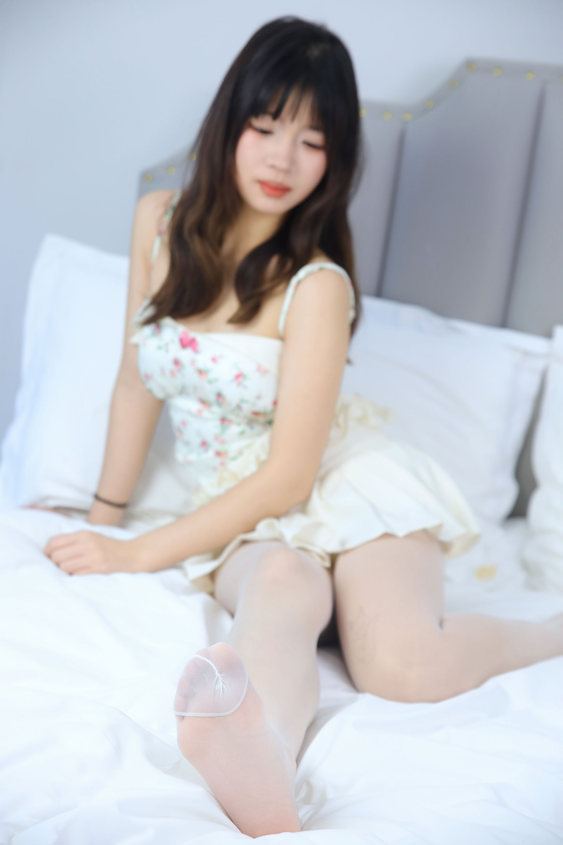 绮梦摄影 2025.01.08 No.138 娅轩 珍藏无修无水印版/(356P)