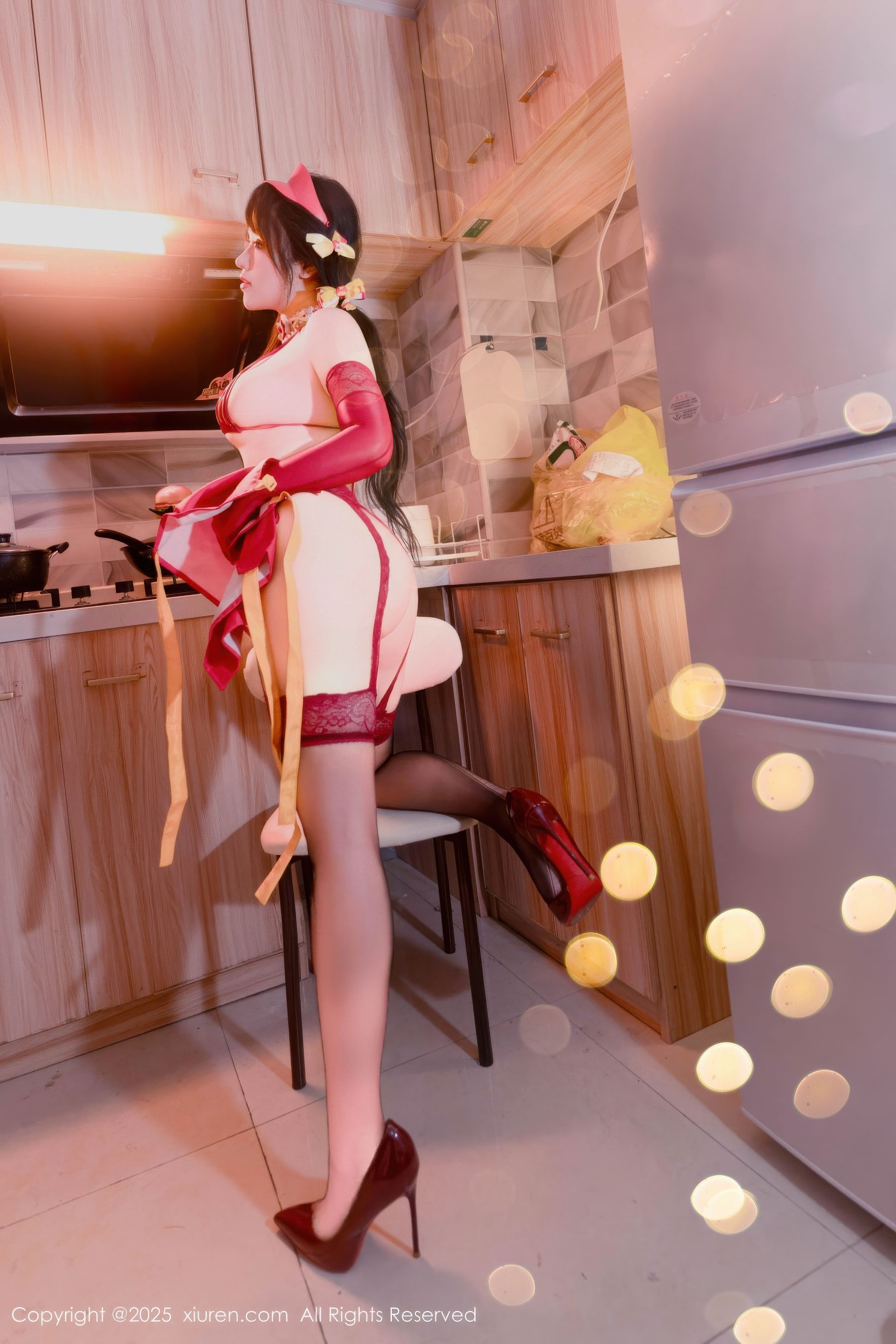 [秀人XiuRen] 2025.12.25 No.11154 汐汐爱吃草莓/(78P)