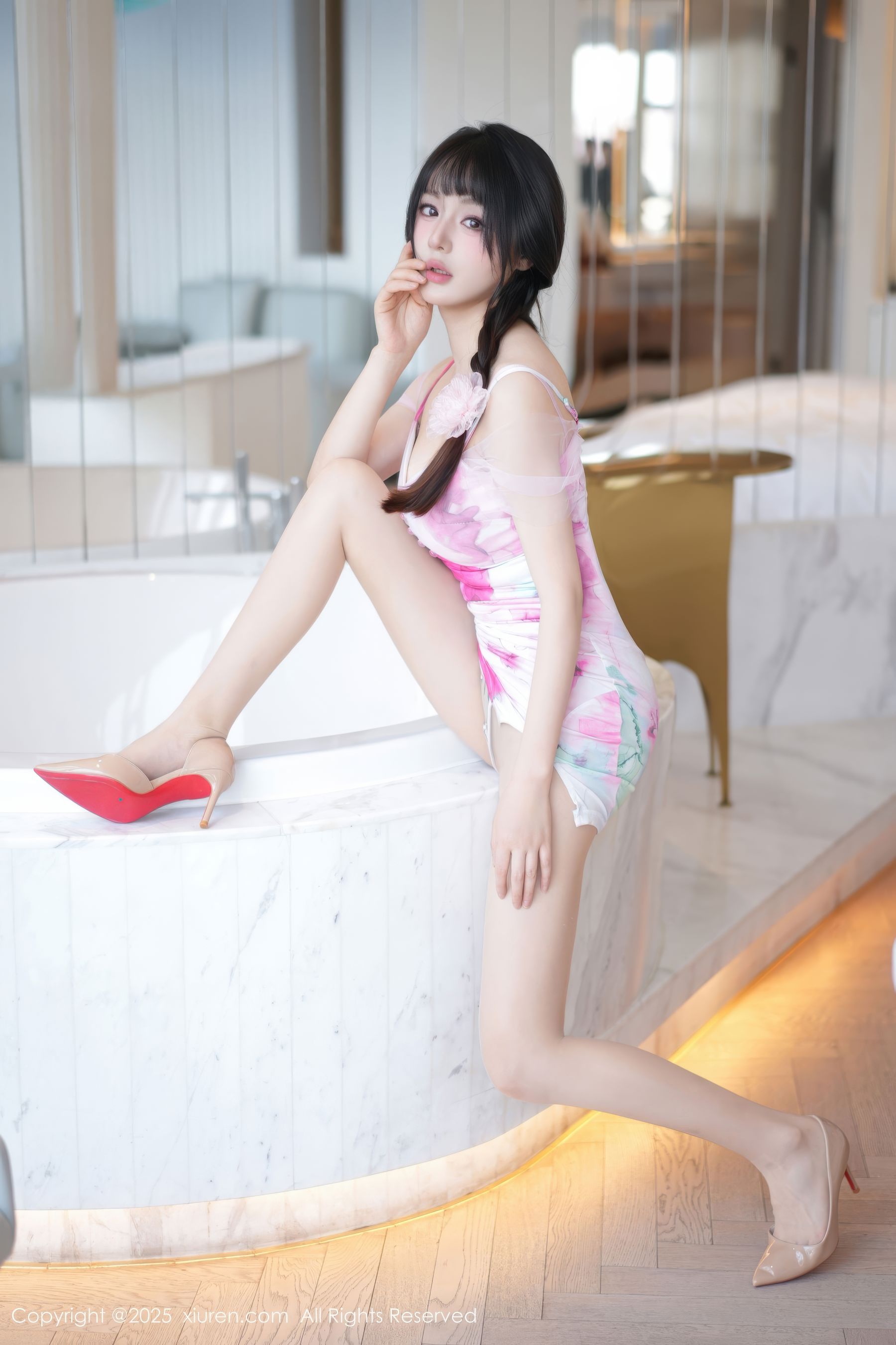 [秀人XiuRen] 2025.12.30 No.11177 沈南汐RuRu/(80P)