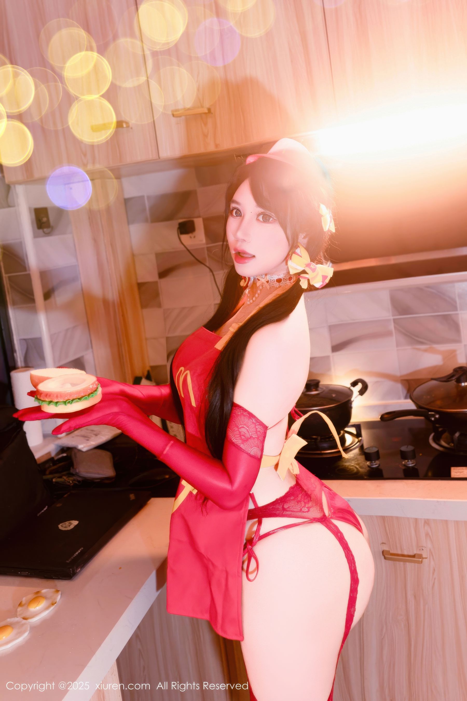 [秀人XiuRen] 2025.12.25 No.11154 汐汐爱吃草莓/(78P)