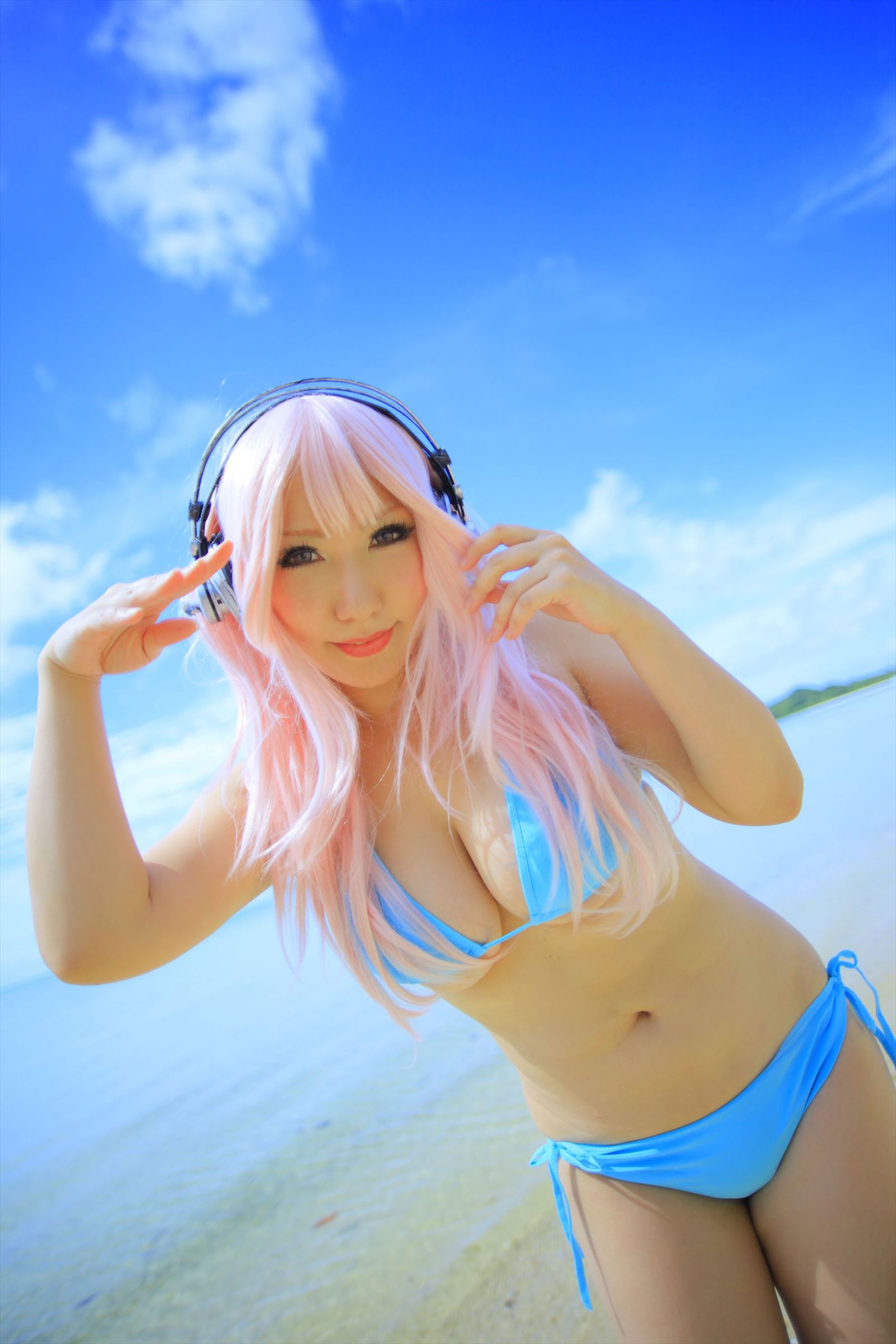 (Cosplay) [Shooting Star's (SAKU サク)] - Saxony Super Search Amiko bikini/(31P)