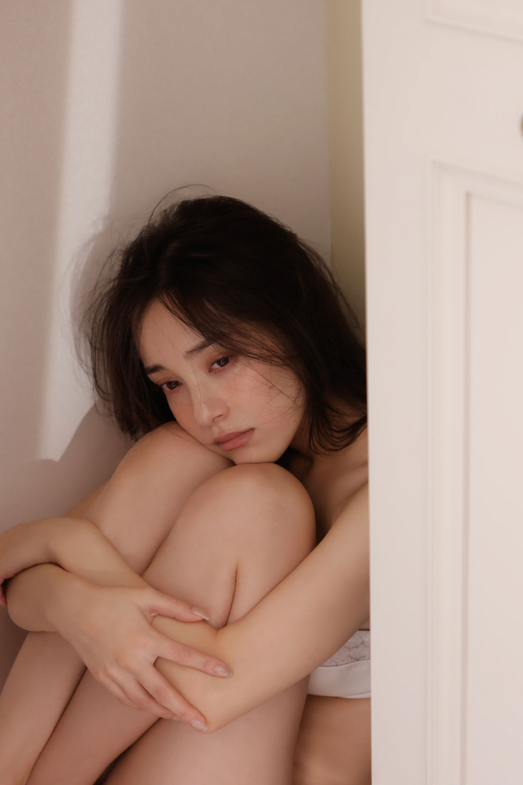都丸紗也華 - 柔肌グラマラス/(150P)