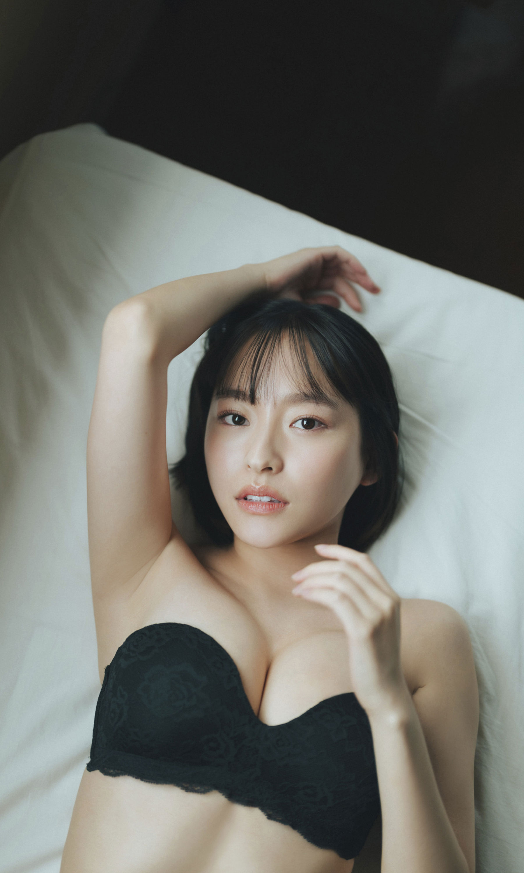 高崎かなみ - 明日も明後日も/(62P)