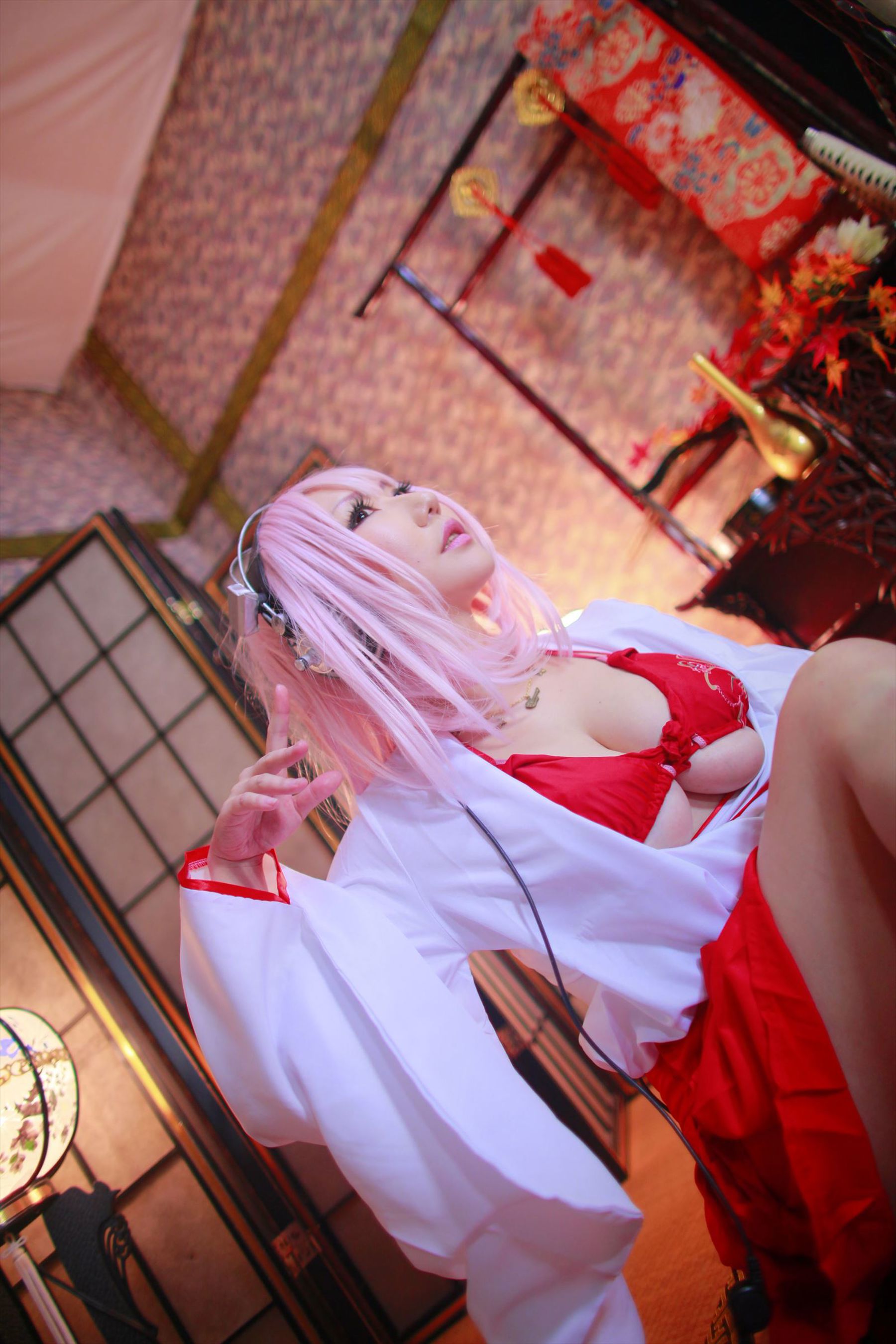 (Cosplay) [Shooting Star's (SAKU サク)] - Saxony Super Search Amiko girl/(84P)