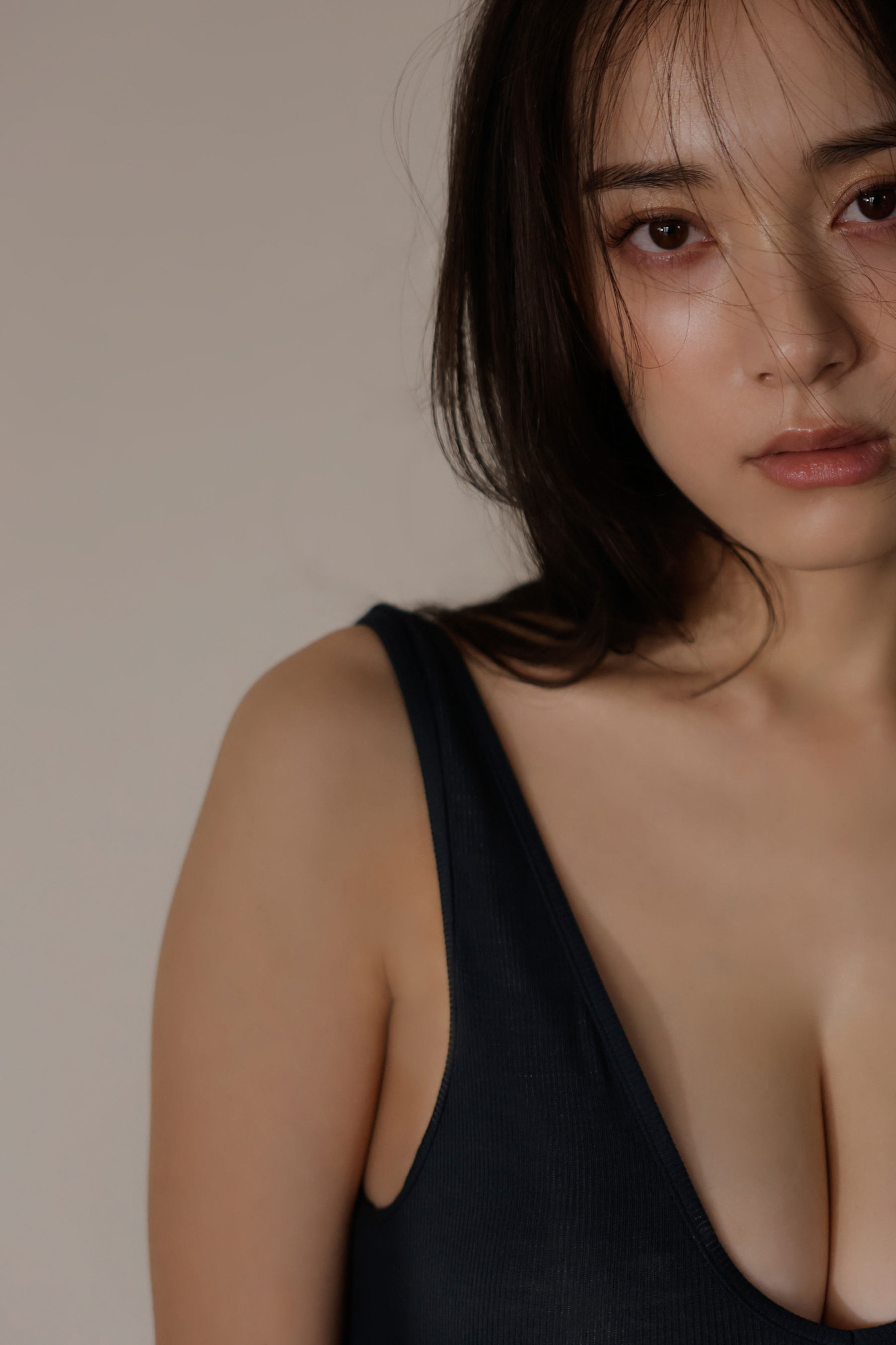 都丸紗也華 - 柔肌グラマラス/(150P)