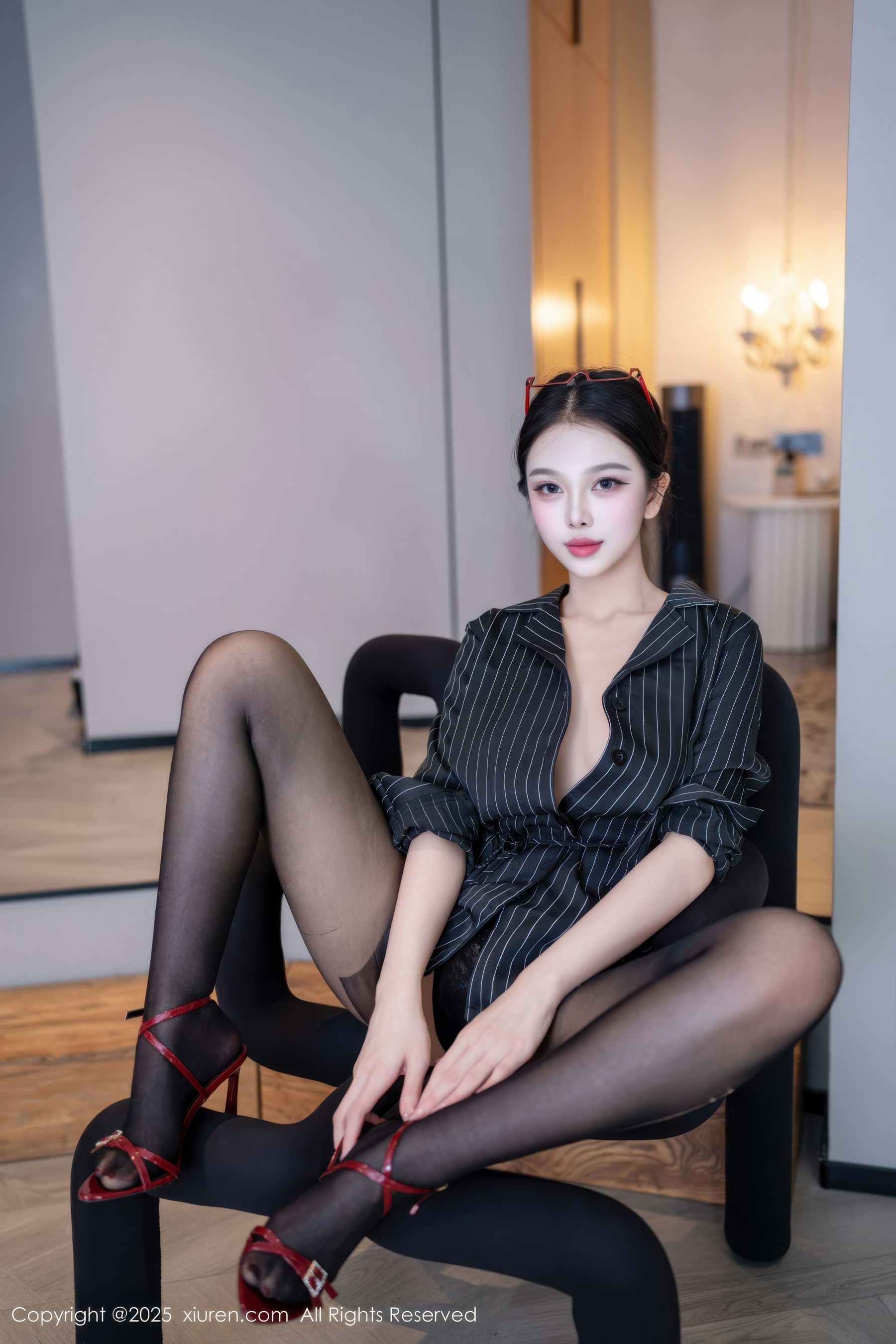 [秀人XiuRen] 2025.12.26 No.11160 诺诺子/(76P)