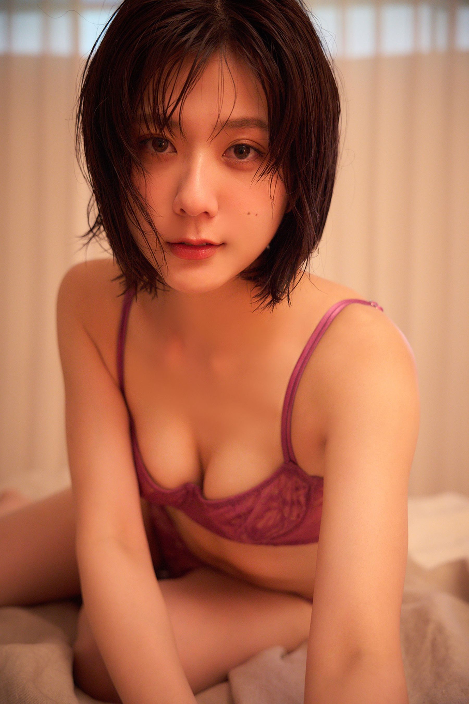 清水麻璃亜 - まりあさん、見せすぎです！/(87P)