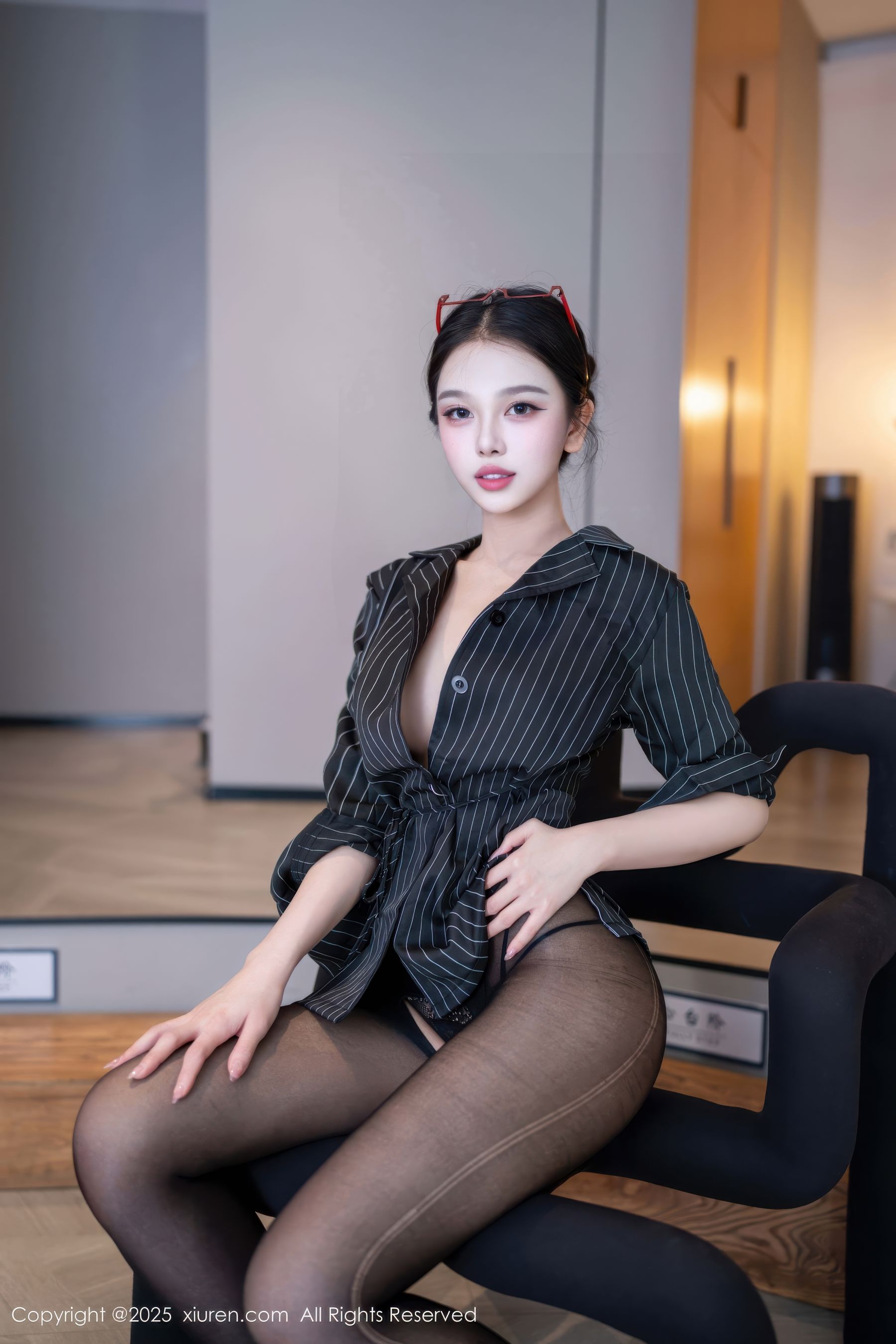 [秀人XiuRen] 2025.12.26 No.11160 诺诺子/(76P)