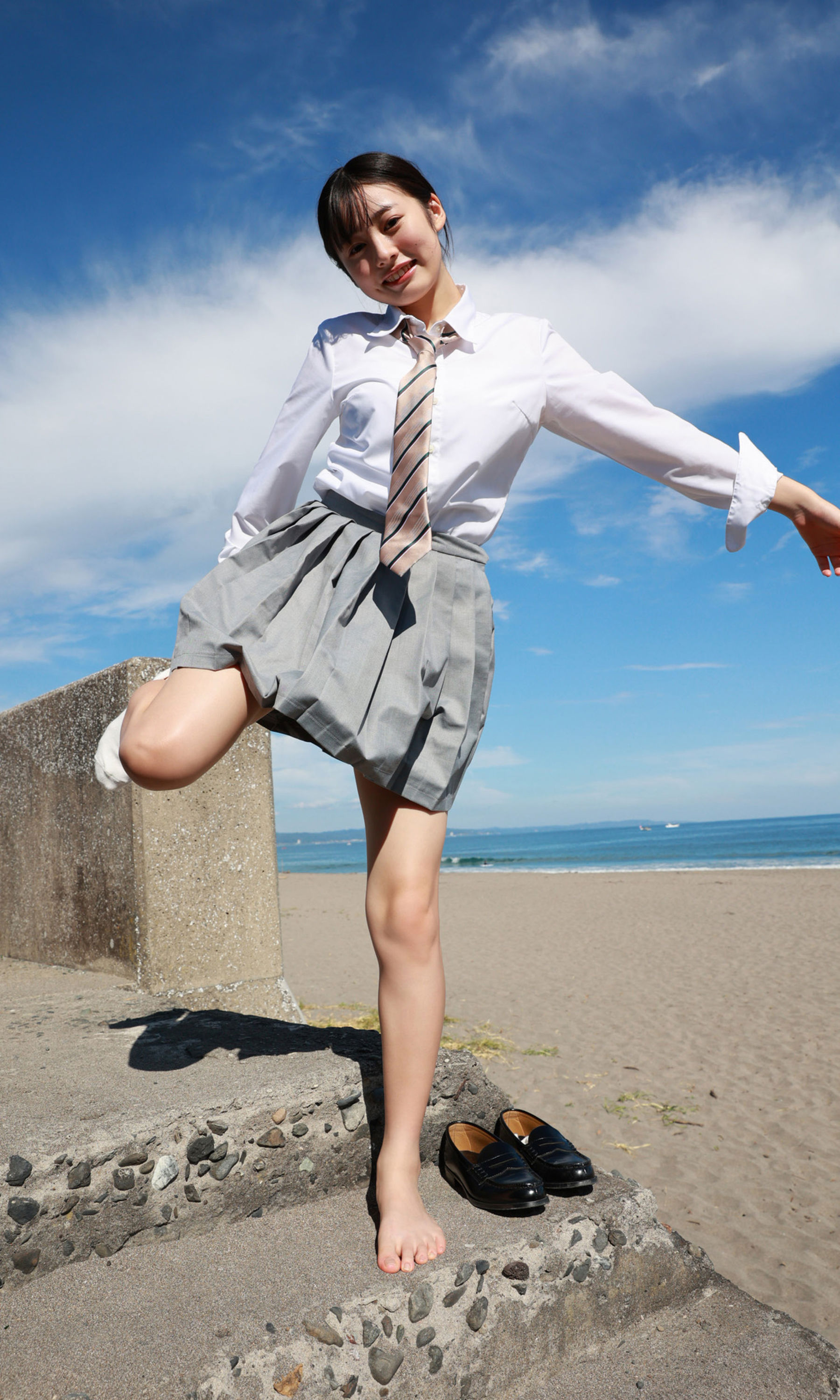 白濱美兎 - なぁぜなぁぜ？/(84P)