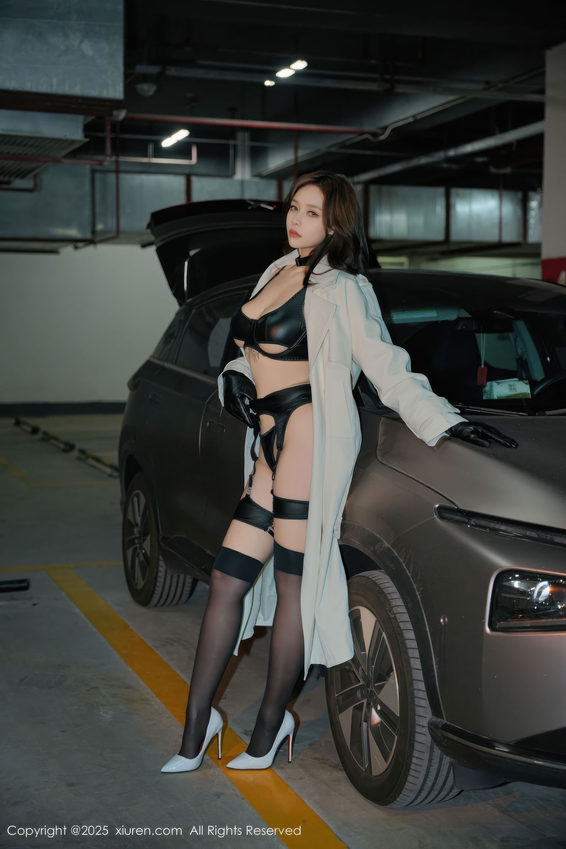 [秀人XiuRen] 2025.12.30 No.11176 娜比/(71P)